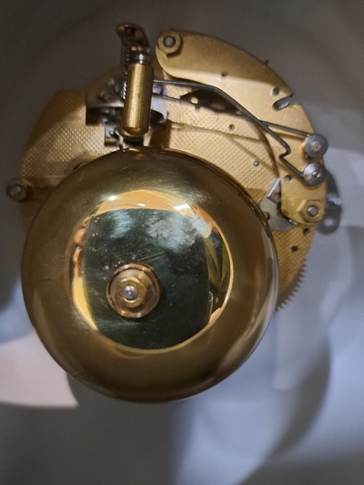 27049073i - Große Porzellanpendule mit Sockel Müller & Co., Volkstedt, Mitte 20. Jh., fünf ...