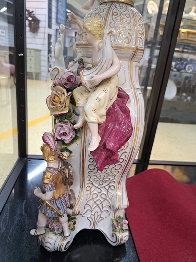 27049073l - Große Porzellanpendule mit Sockel Müller & Co., Volkstedt, Mitte 20. Jh., fünf ...