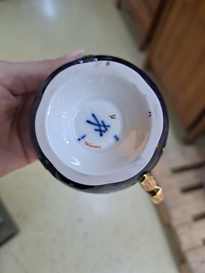 27049081e - Kaffeeservice für 6 Personen, Meissen, 2.H.20.Jh., 2. Wahl, B-Form, kobaltblau, ...