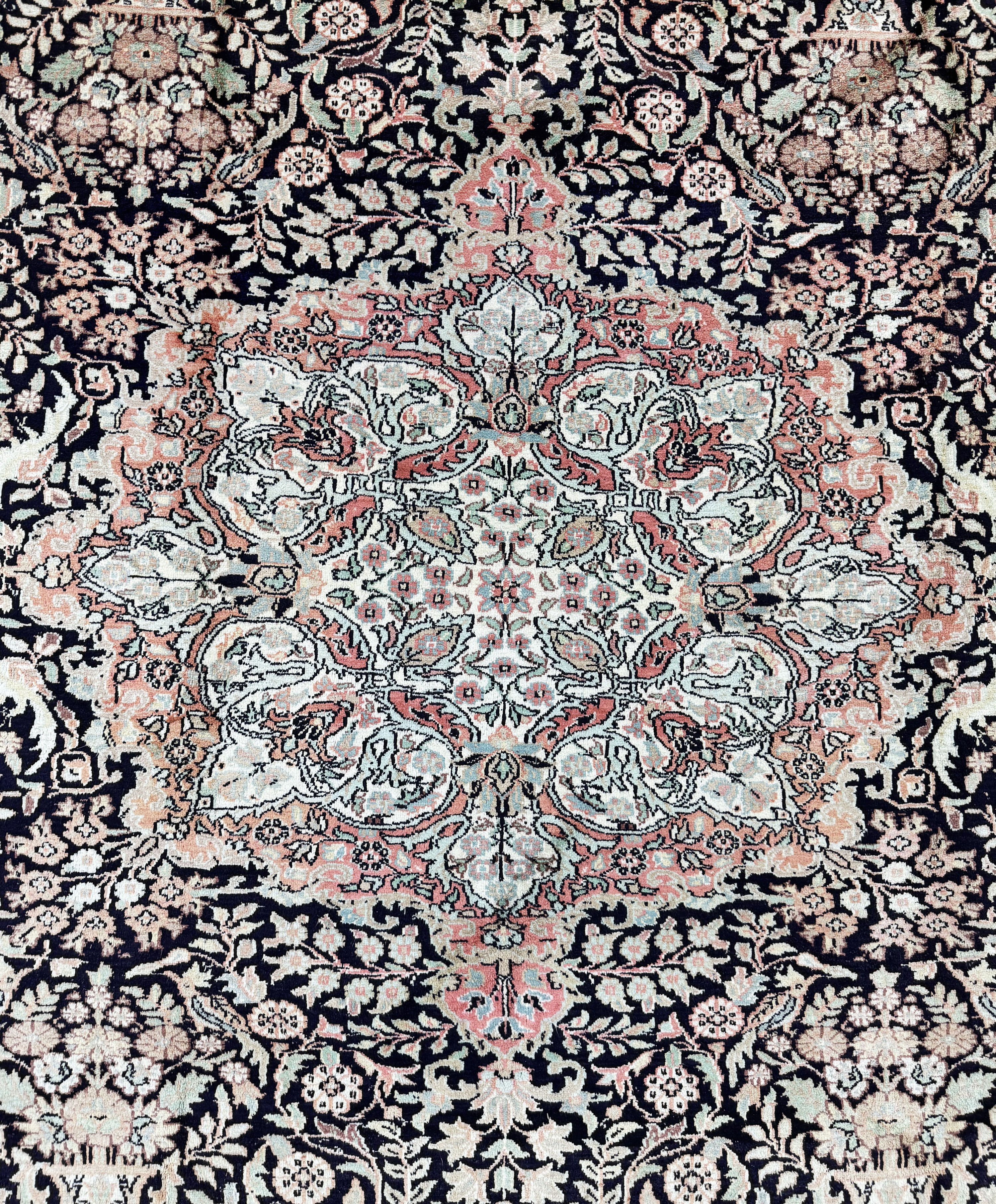Detail c: Kaschmir, Indien, Ende 20.Jhd, merzerisierte Baumwolle, ca. 350 x 250 cm, EHZ: 2