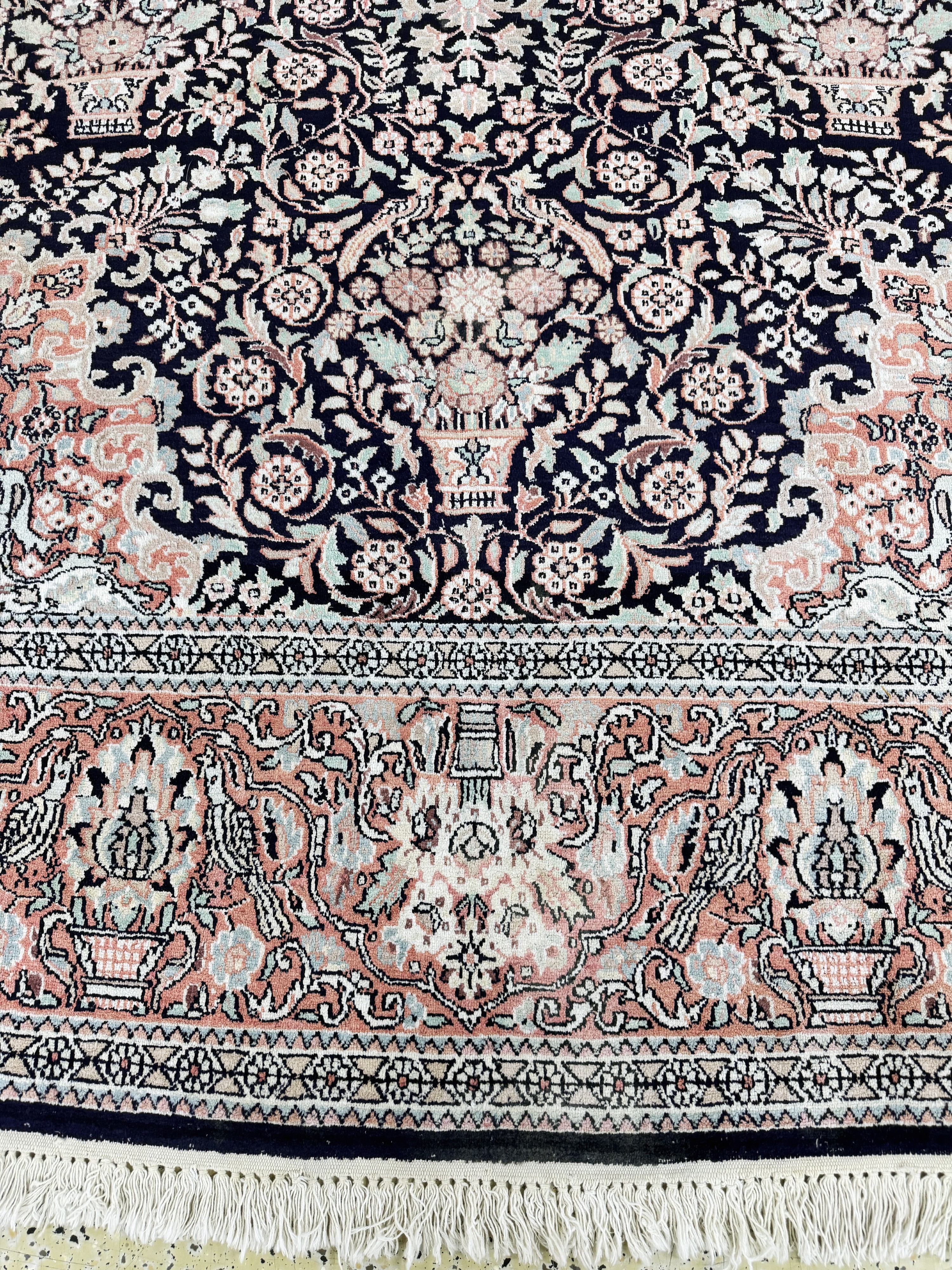 Detail e: Kaschmir, Indien, Ende 20.Jhd, merzerisierte Baumwolle, ca. 350 x 250 cm, EHZ: 2