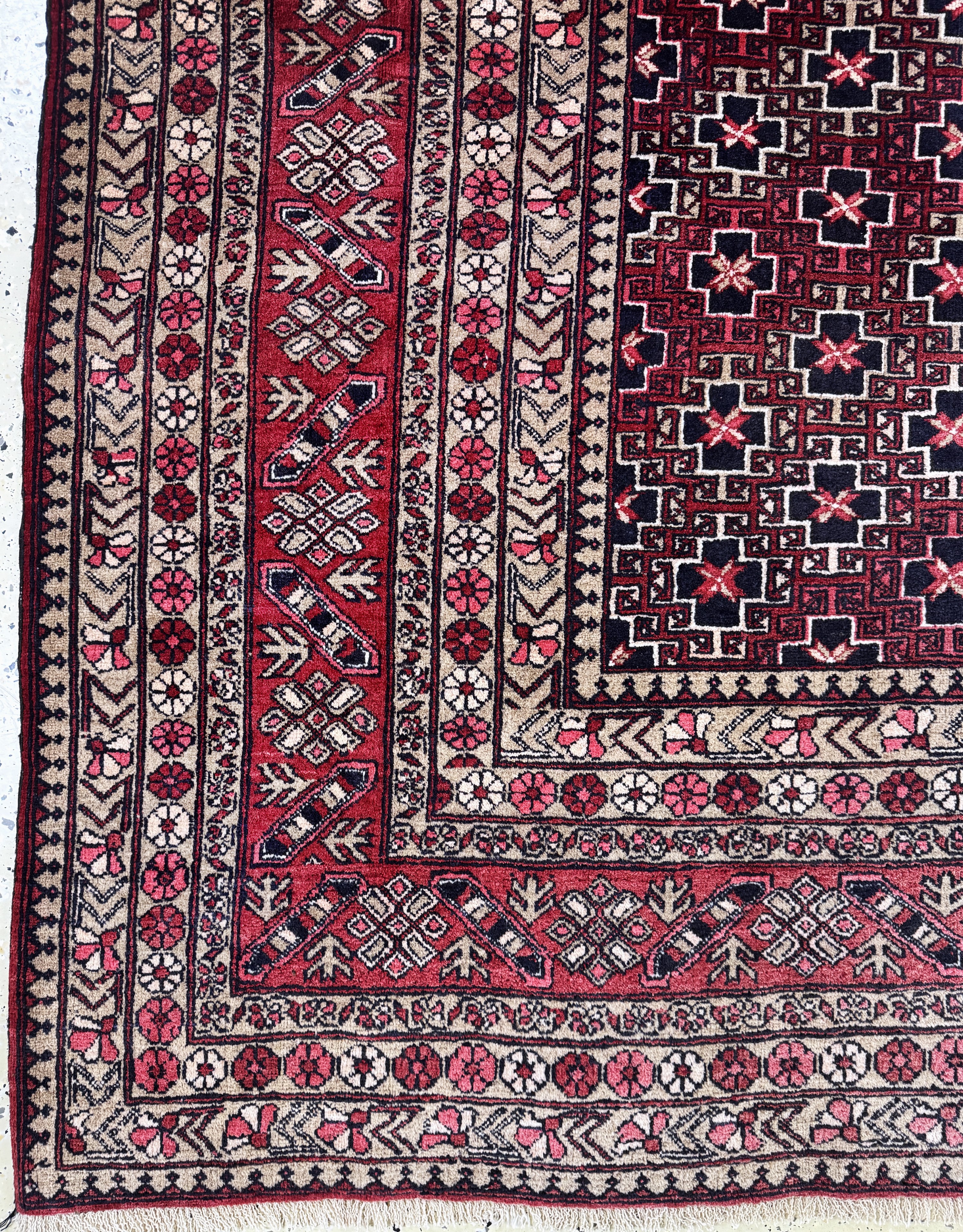 Detail b: Dolatabad, Afghanistan, Mitte 20.Jhd, Wolleauf Wolle, ca. 348 x 250 cm, EHZ: 2