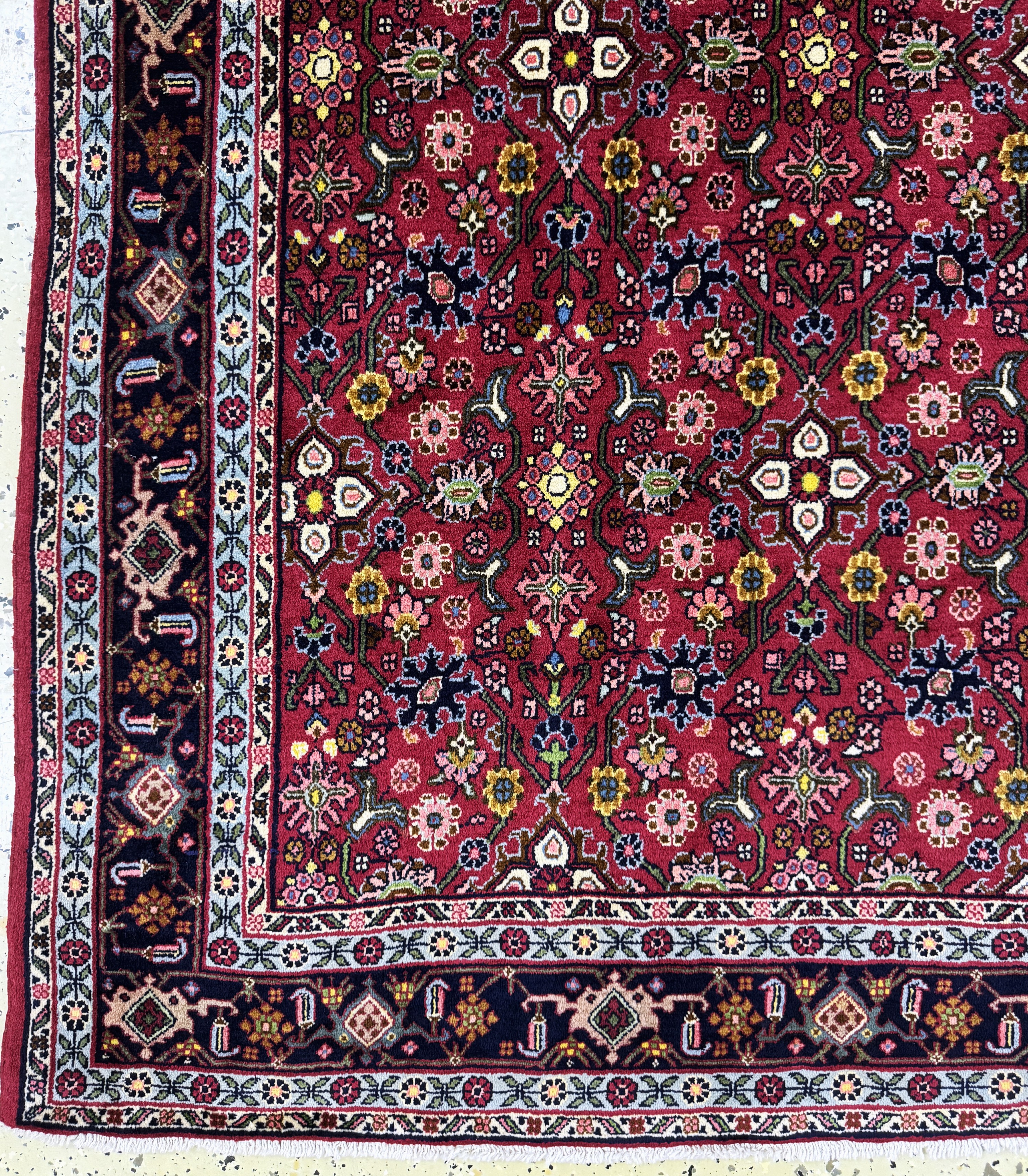 Detail b: Bidjar fein, Persien, Mitte 20.Jhd, Korkwolle auf Baumwolle, ca. 172 x 154 cm, EHZ: 1-2
