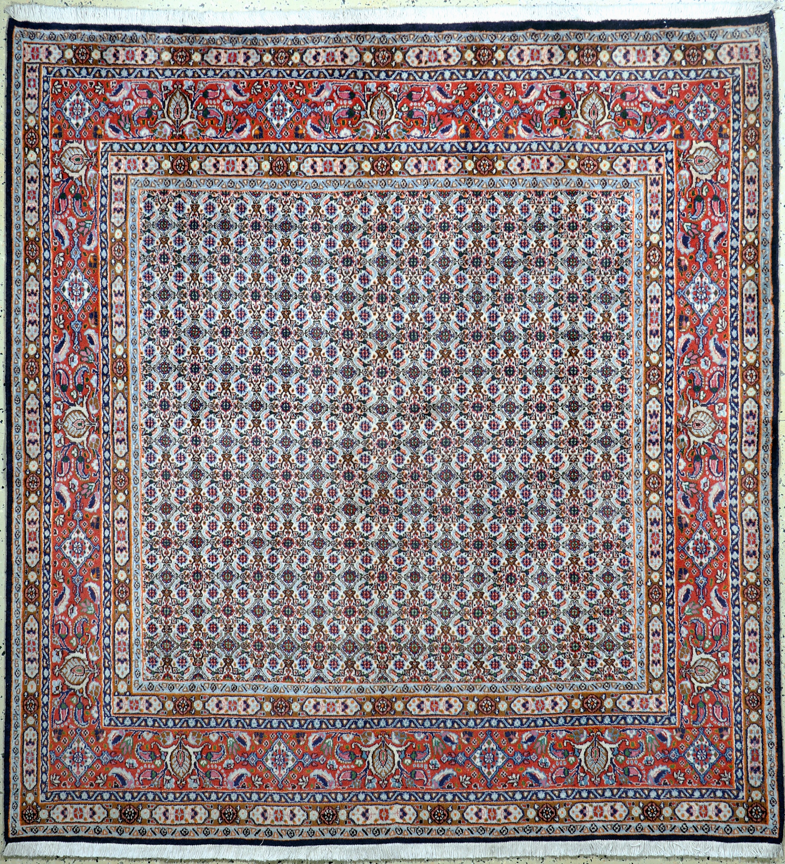 Image 27049138 - Mud fein, Persien, Ende 20.Jhd, Korkwolle mit Seide, ca. 195 x 190 cm, EHZ: 2 ...