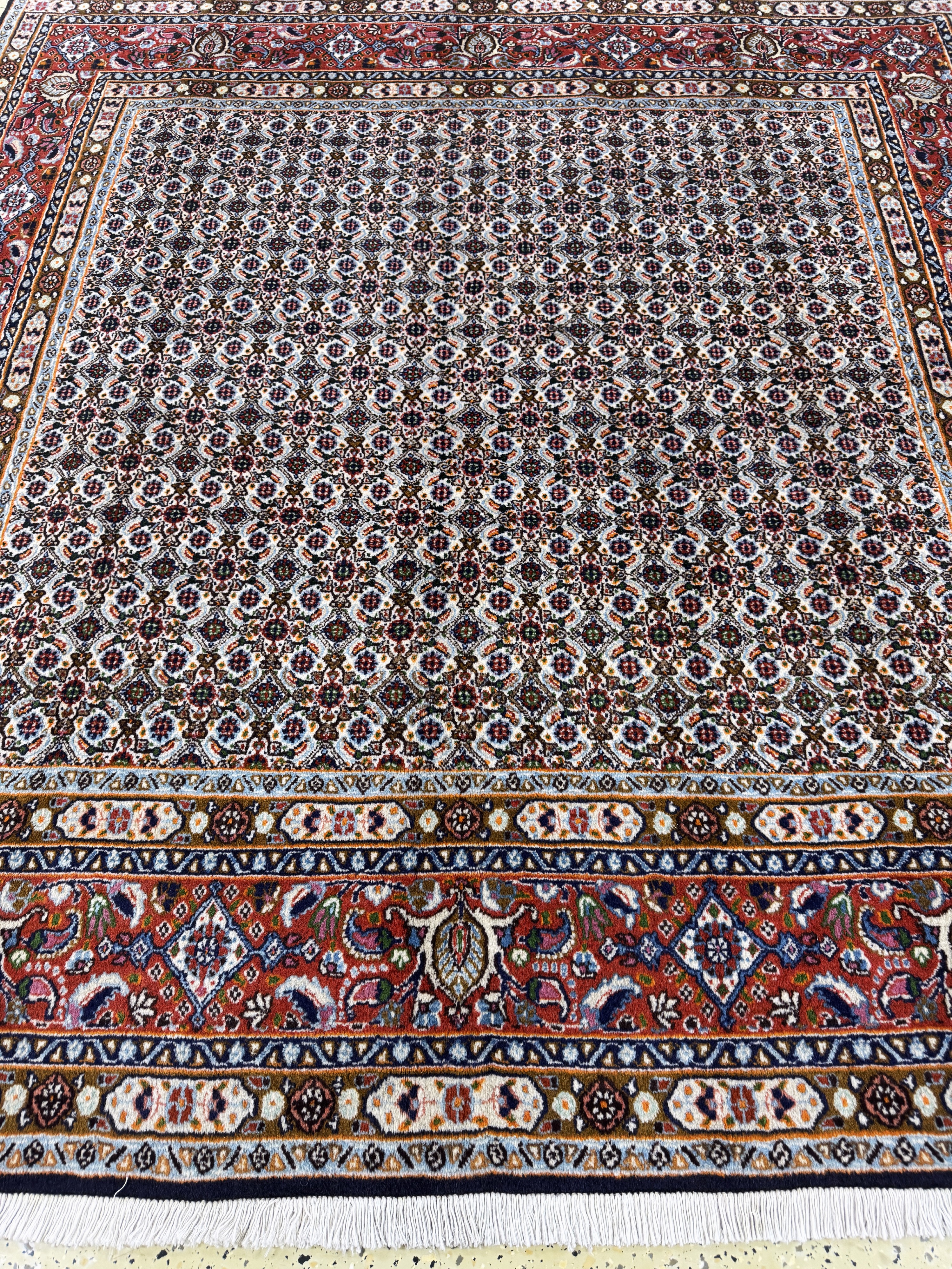 Detail e: Mud fein, Persien, Ende 20.Jhd, Korkwolle mit Seide, ca. 195 x 190 cm, EHZ: 2