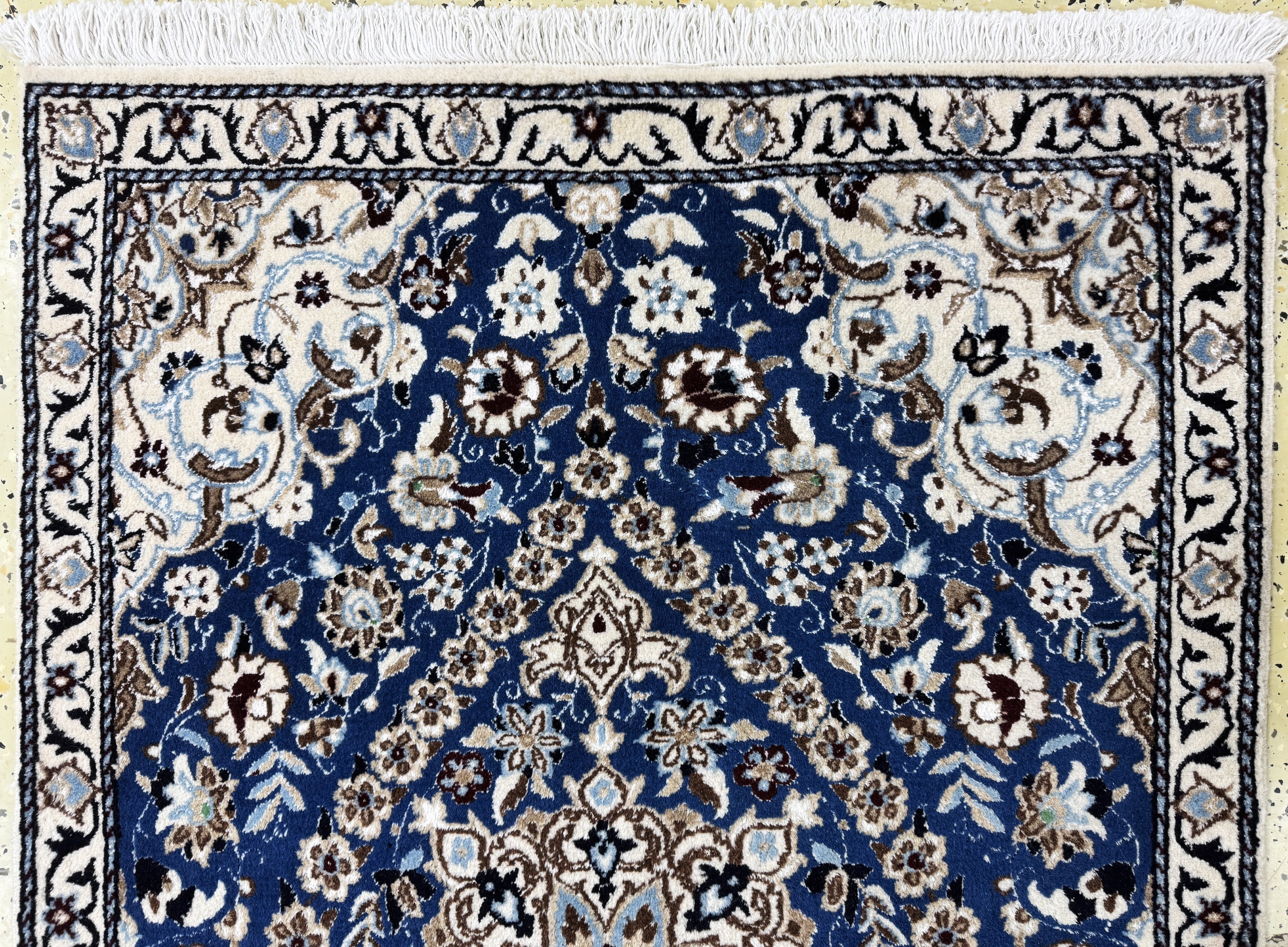 Detail d: 2 Lots Nain fein, Persien, Ende 20.Jhd, Korkwolle mit Seide, ca. 135 x 90 cm, EHZ: 2