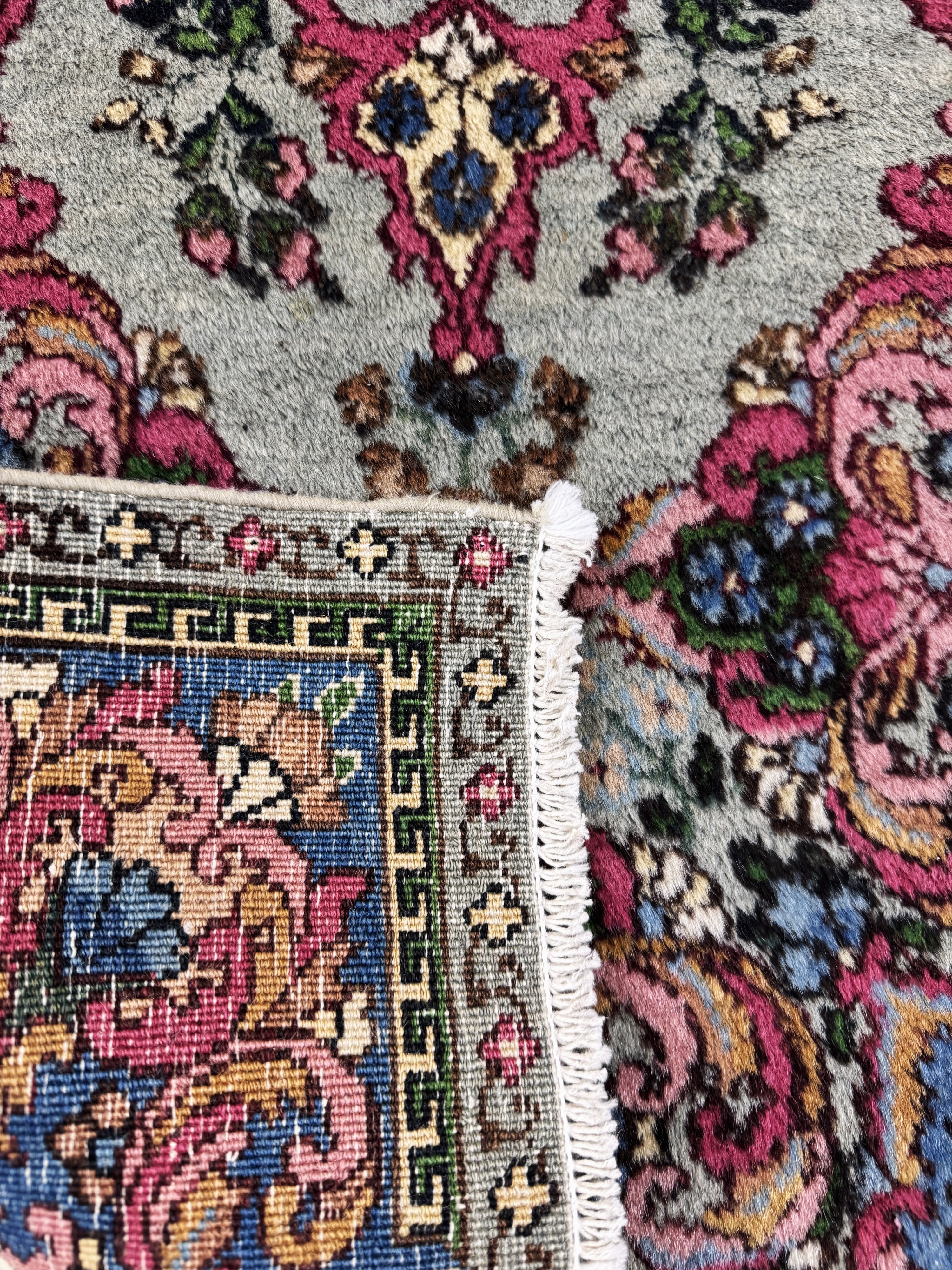 Detail c: 2 Lots Keschan & Kerman, Persien, Mitte 20.Jhd, Wolle auf Baumwolle, ca. 85 x 70 cm & ca. 120 x 60 cm, EHZ: 2