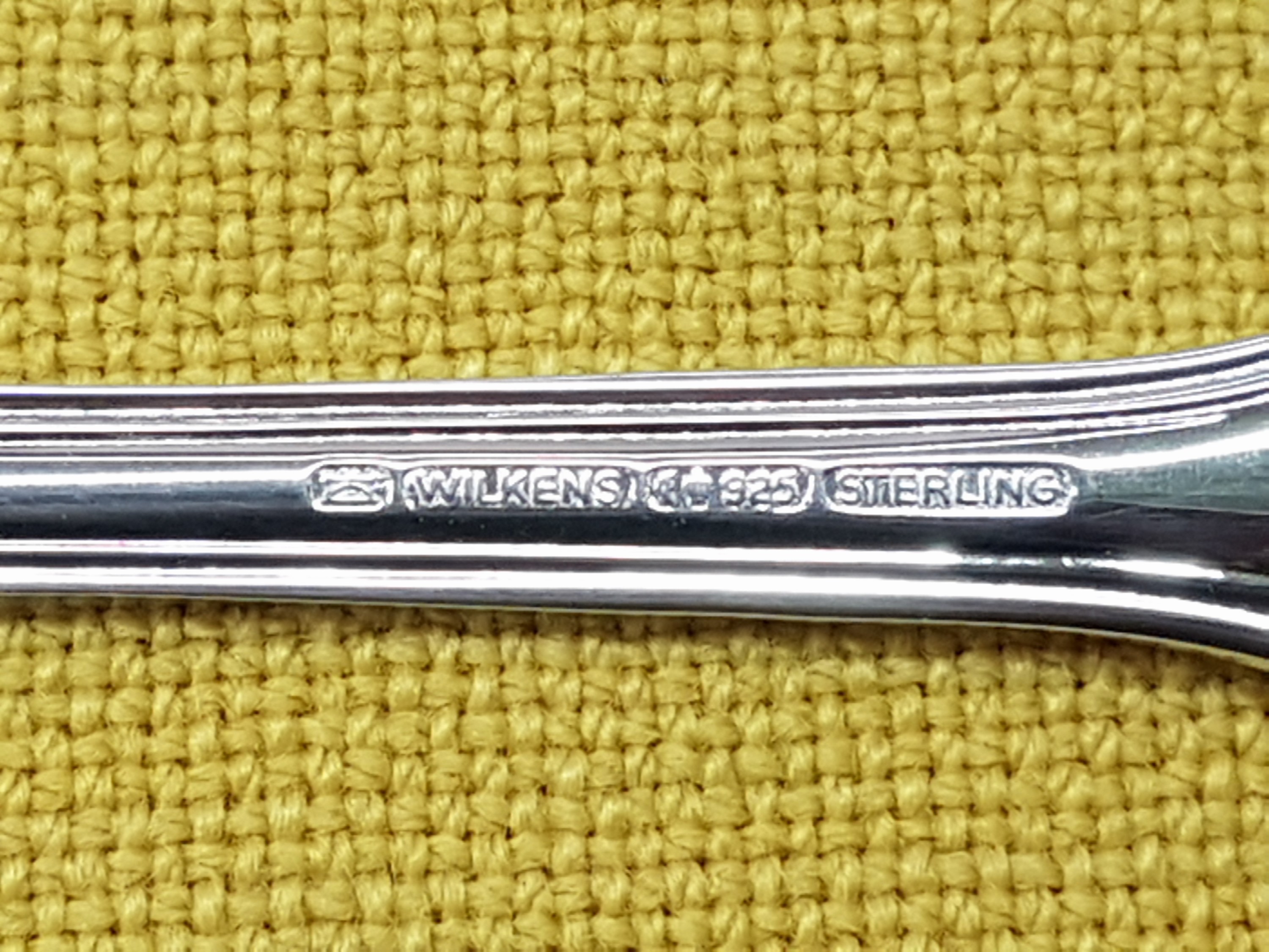 Detail i: Besteck für 12 Personen, Wilkens Bremen, Modell Augsburger Faden, 925er Sterling Silber, Monogramm MR, 12 Messer, 12 Gabeln, 12 Löffel, 12 ...