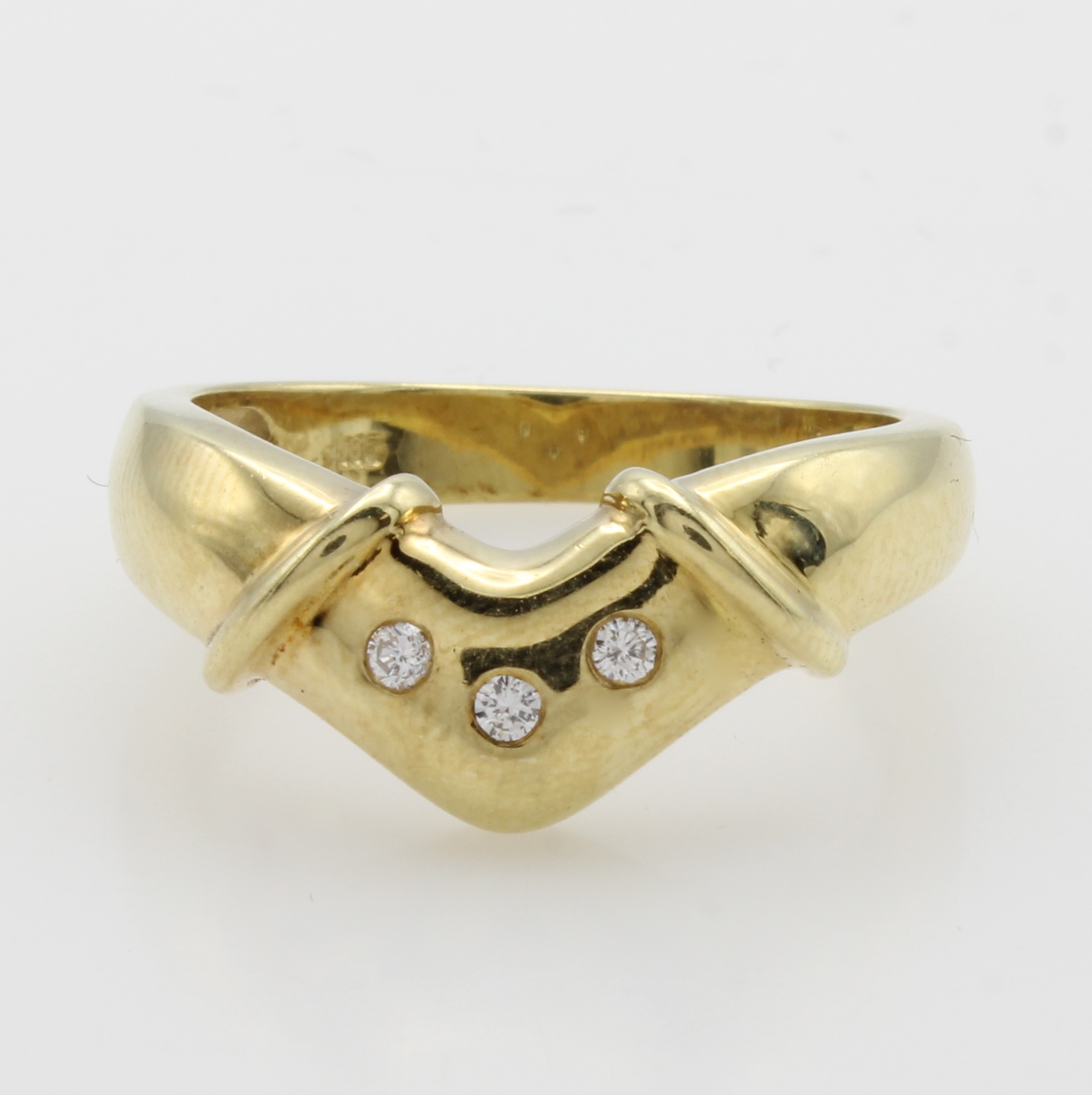 Image 27049193 - Ring mit Brillanten, GG 585/000, v-förmiger Ringkopf m. Zwischenstegen, 3 Brill. zus. ...