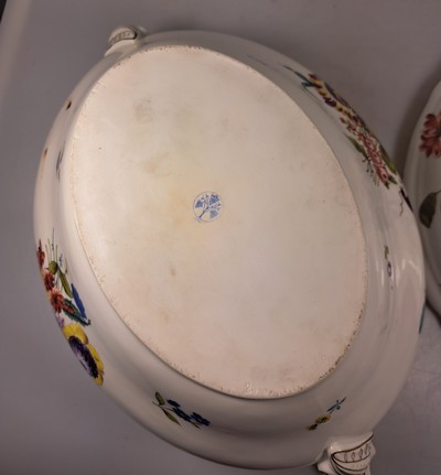 27049128i - Große Deckelterrine, Tata, Ungarn, Eugen Farkashazi-Fischer, um 1890, Porzellan, ...