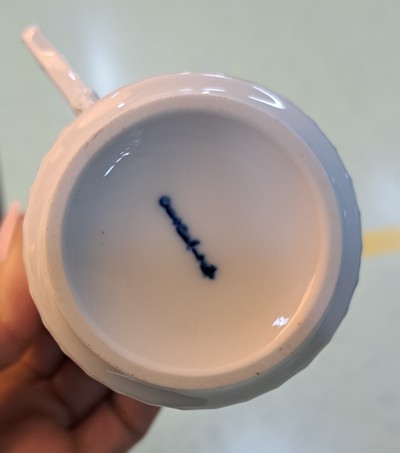 27049169f - 38 Serviceteile, KPM Berlin, 20. Jh., Modell Kurland, weiß, 8 flache Speiseteller, 6 ...