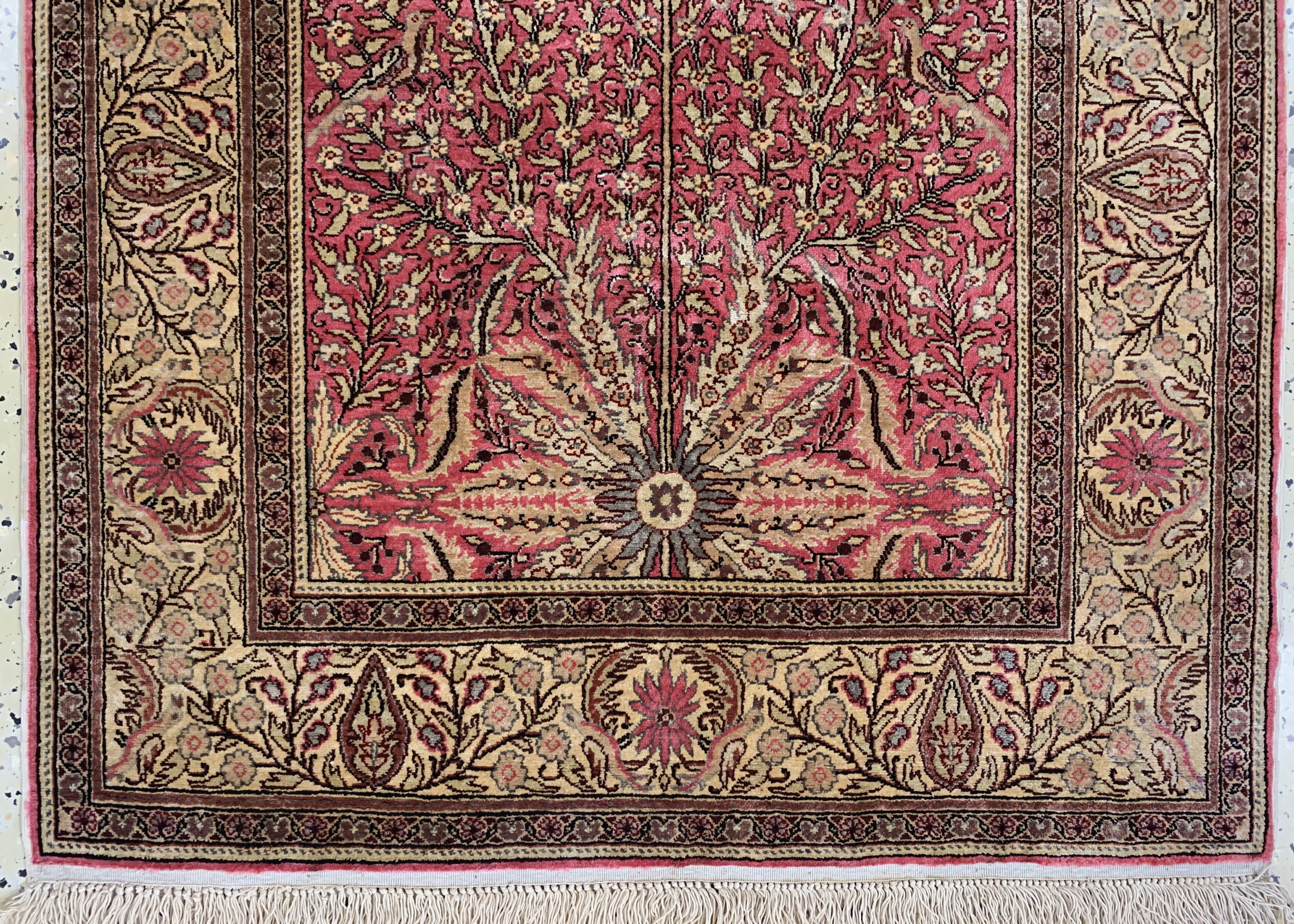 Detail b: Seiden Kayseri, Türkei, Mitte 20.Jhd, reineNaturseide, ca. 142 x 90 cm, EHZ: 1-2