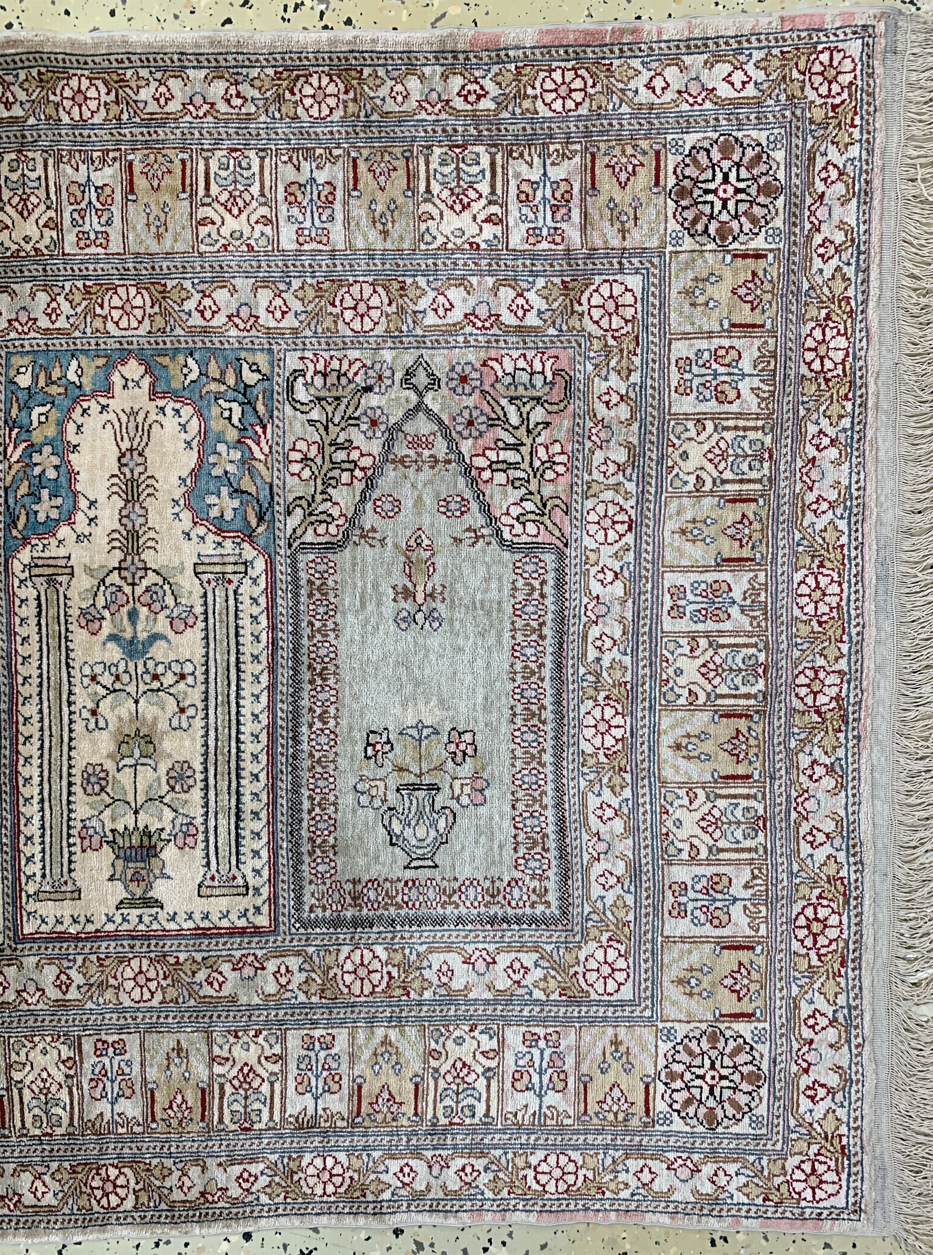 Detail a: Seiden Kayseri"Saf", Türkei, Mitte 20.Jhd, reine Naturseide, ca. 88 x 124 cm, EHZ: 2