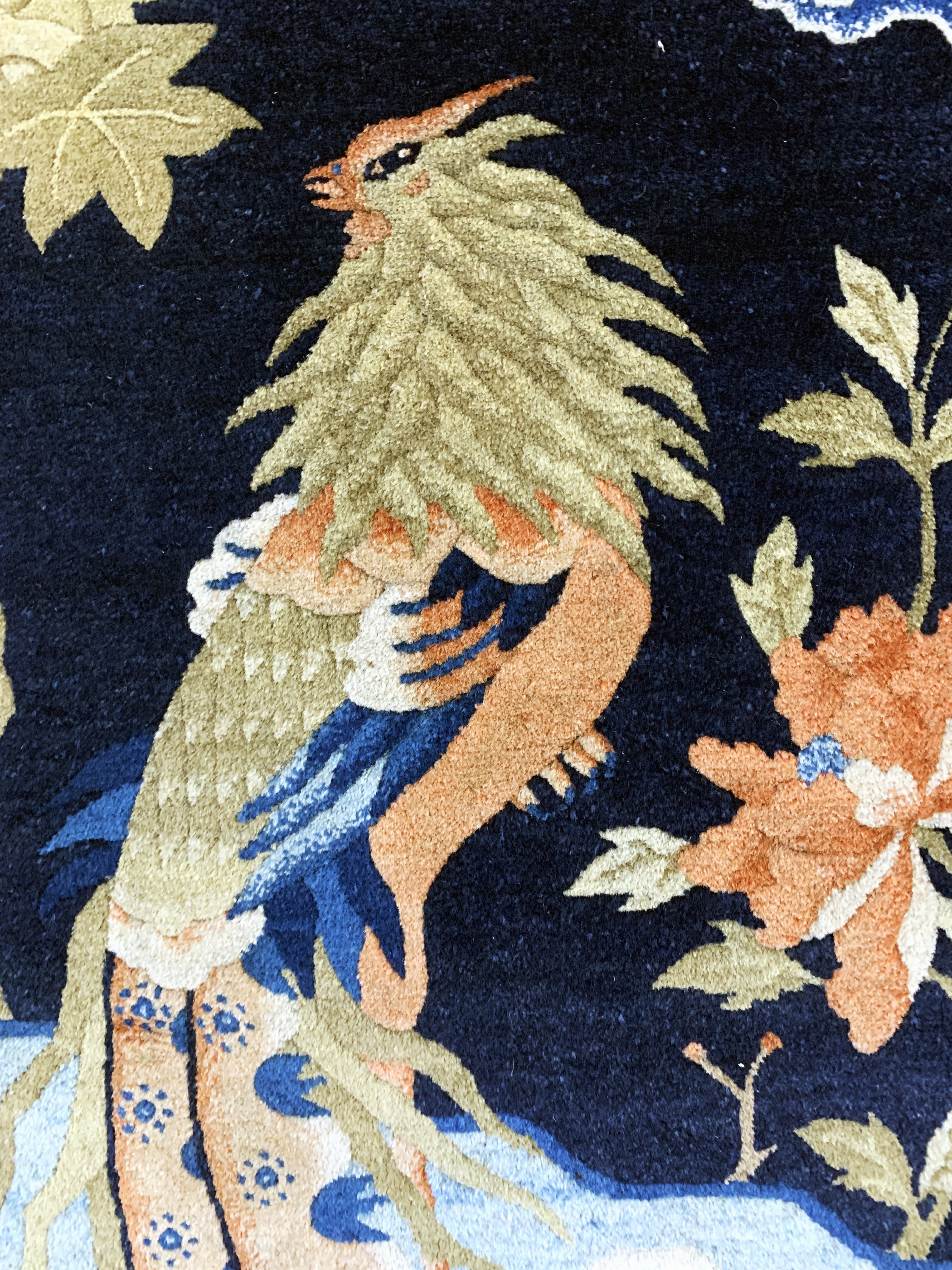 Detail b: Pao Tow"Phönyx"antik, China, um 1900, Wolle auf Baumwolle, ca. 130 x 70 cm, EHZ: 2