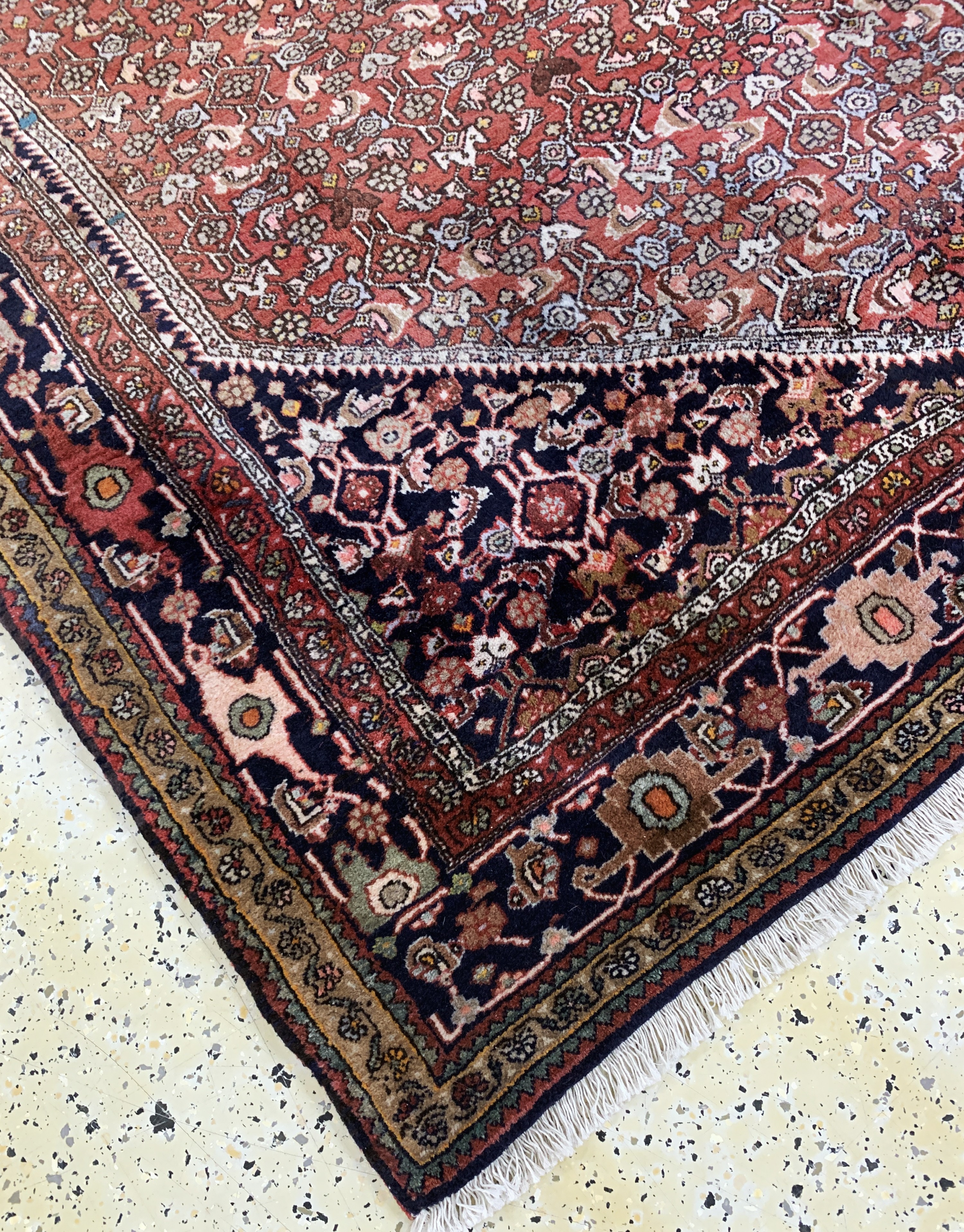 Detail e: Bidjar, Persien, Mitte 20.Jhd, Wolle auf Baumwolle, ca. 290 x 160 cm, EHZ: 1-2