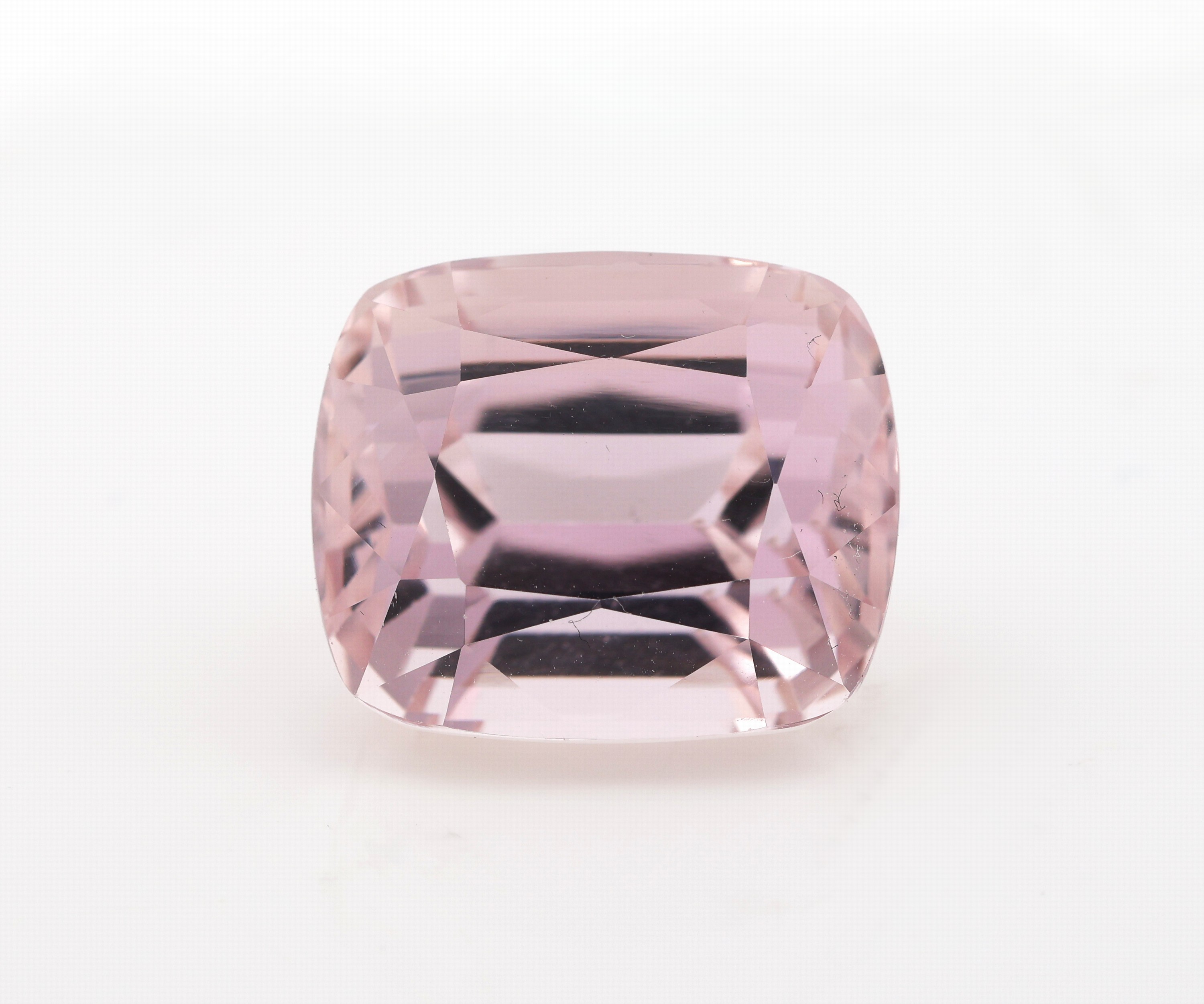 Image 27049291 - Loser Kunzit, ca. 31.45 ct, Kissenschliff, ca.18.39 x 15.50 x 14.37 mm Schätzpreis: ...