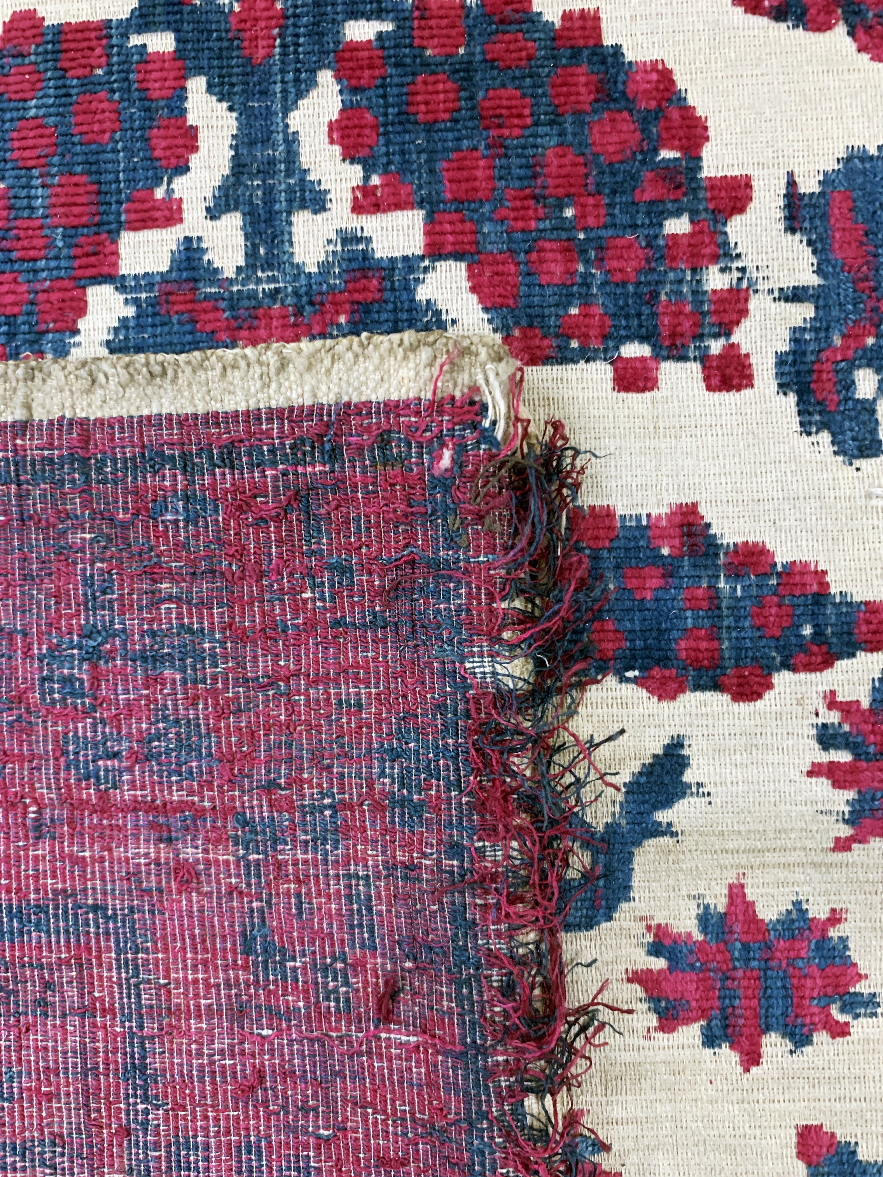 Detail e: Antike Osmanische Stickerei, 18.Jhd, Seidensamt, ca. 110 x 62 cm, EHZ: 2