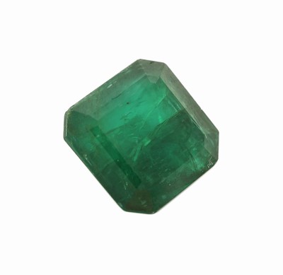 27049234a - Loser Smaragd, ca. 5.99 ct, Emerald Cut, ca. 10.56 x 10.67 x 6.46 mm Schätzpreis: 1700, ...