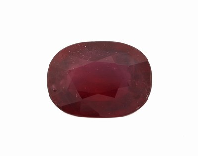 Image Loser Rubine, ca. 14.78 ct, ovalfacett., ca. 17.12 x 12.61 x 6.98 mm, Purplish Red, ...