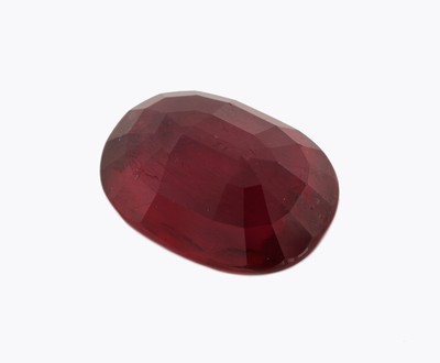 27049250b - Loser Rubine, ca. 14.78 ct, ovalfacett., ca. 17.12 x 12.61 x 6.98 mm, Purplish Red, ...