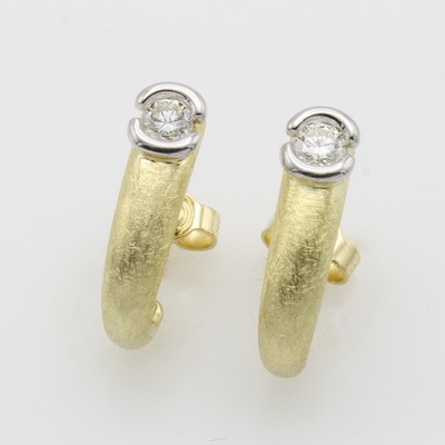 Image Paar Steckcreolen mit Brillanten, GG/WG 585/000, z.T. strichmatt., 2 Brill. in WG- ...