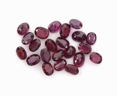 Image Lot lose Rubine, zus. ca 5.74 ct, ovalfacett.,versch. Größen und Farbnuancen, ...