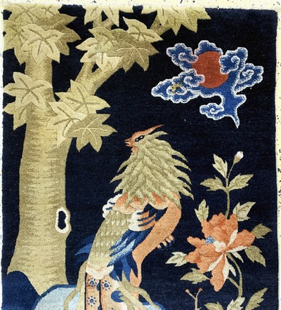 27049286a - Pao Tow´Phönyx´antik, China, um 1900, Wolle auf Baumwolle, ca. 130 x 70 cm, EHZ: 2 ...