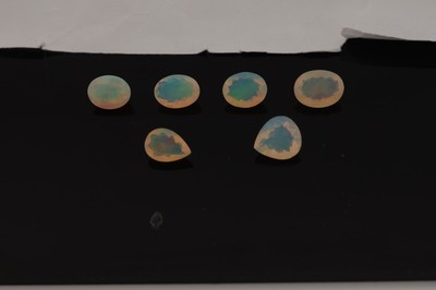 27049296a - Lot 6 lose facett. Opale, zus. ca. 11.25 ct, versch. Schliffformen und Größen ...