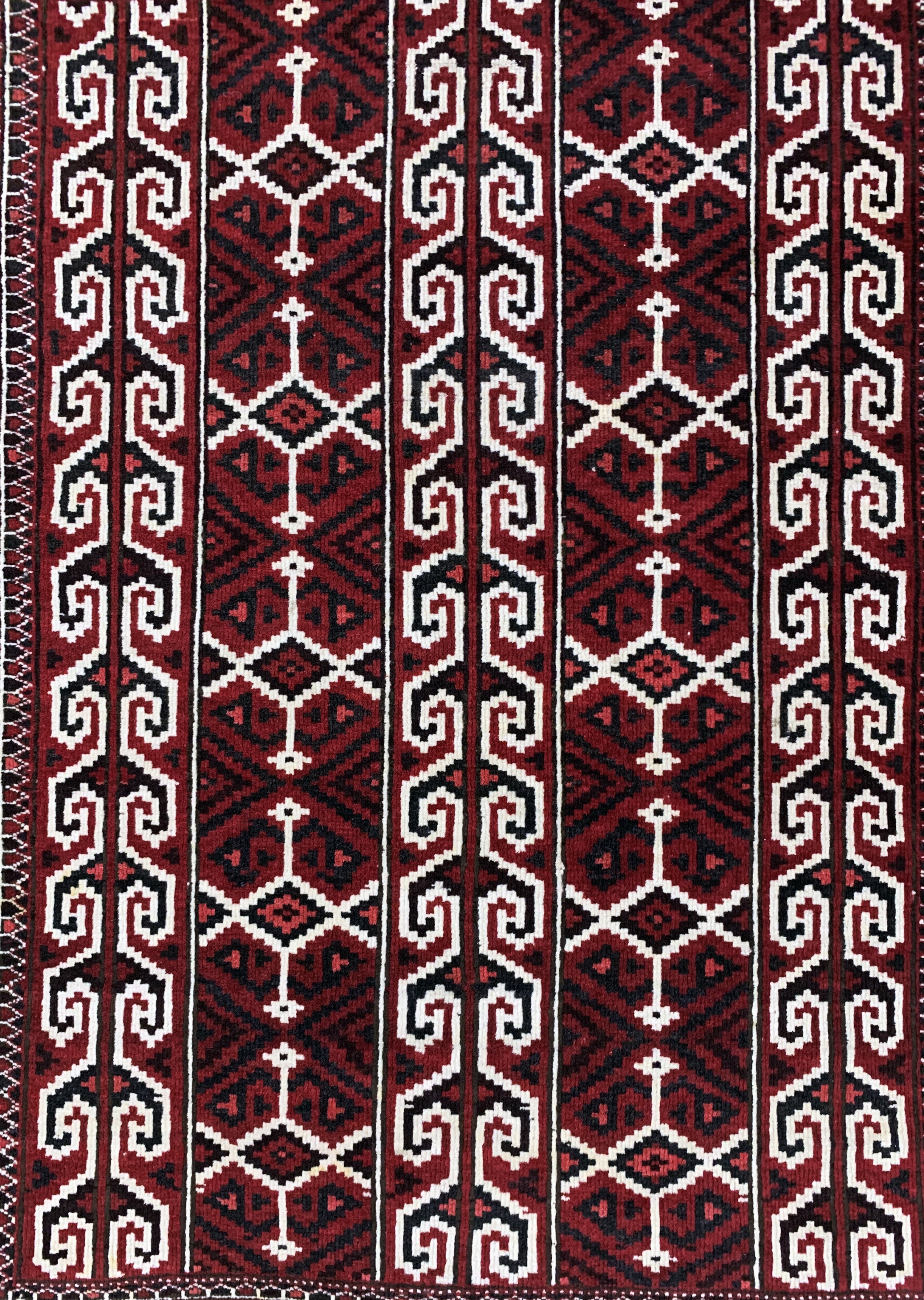 Detail c: Yomud"Gebetsteppich", Turkmenistan, Anfang 20.Jhd, Wolle auf Wolle, ca. 150 x 103 cm, EHZ: 2