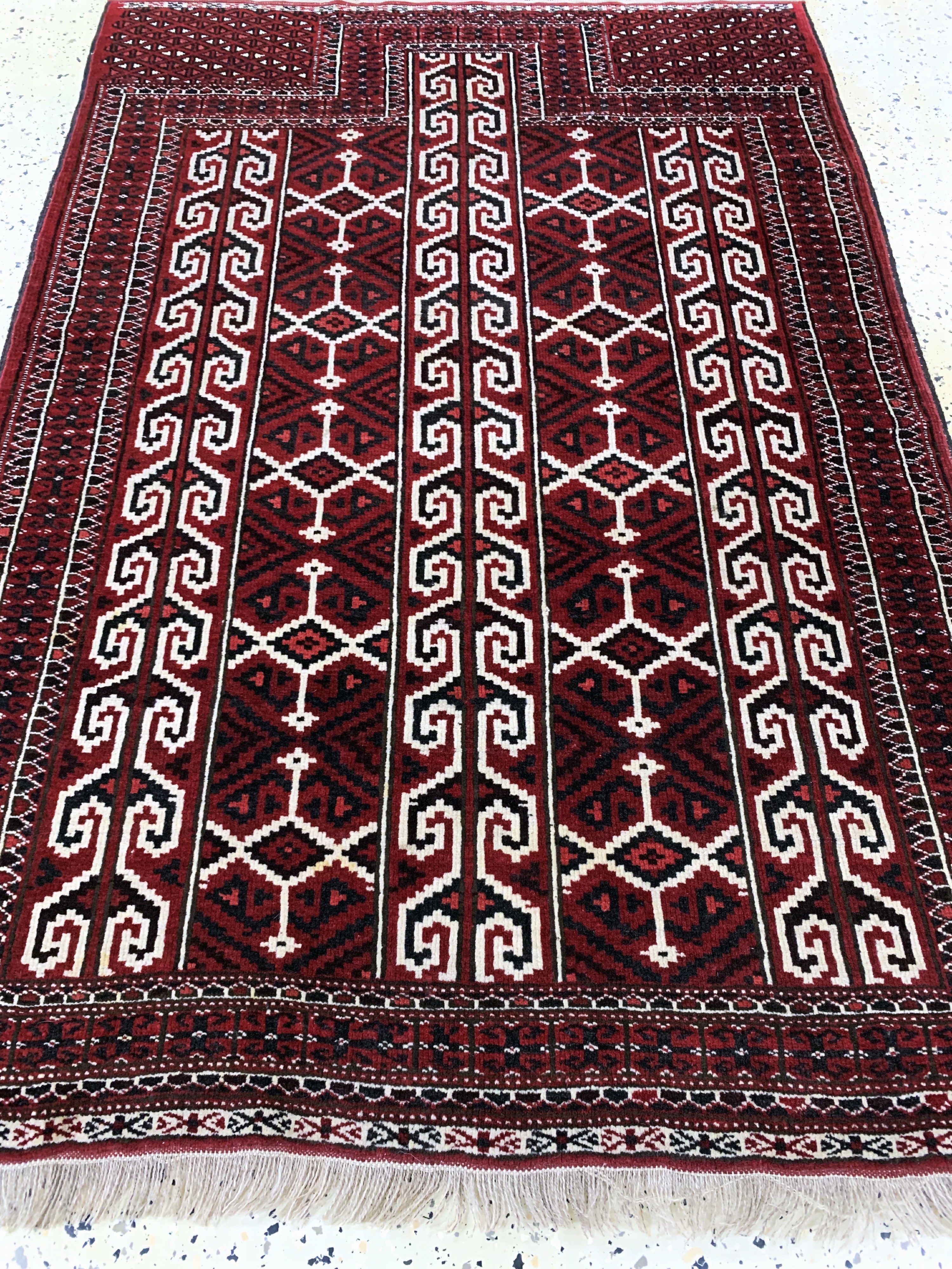 Detail d: Yomud"Gebetsteppich", Turkmenistan, Anfang 20.Jhd, Wolle auf Wolle, ca. 150 x 103 cm, EHZ: 2
