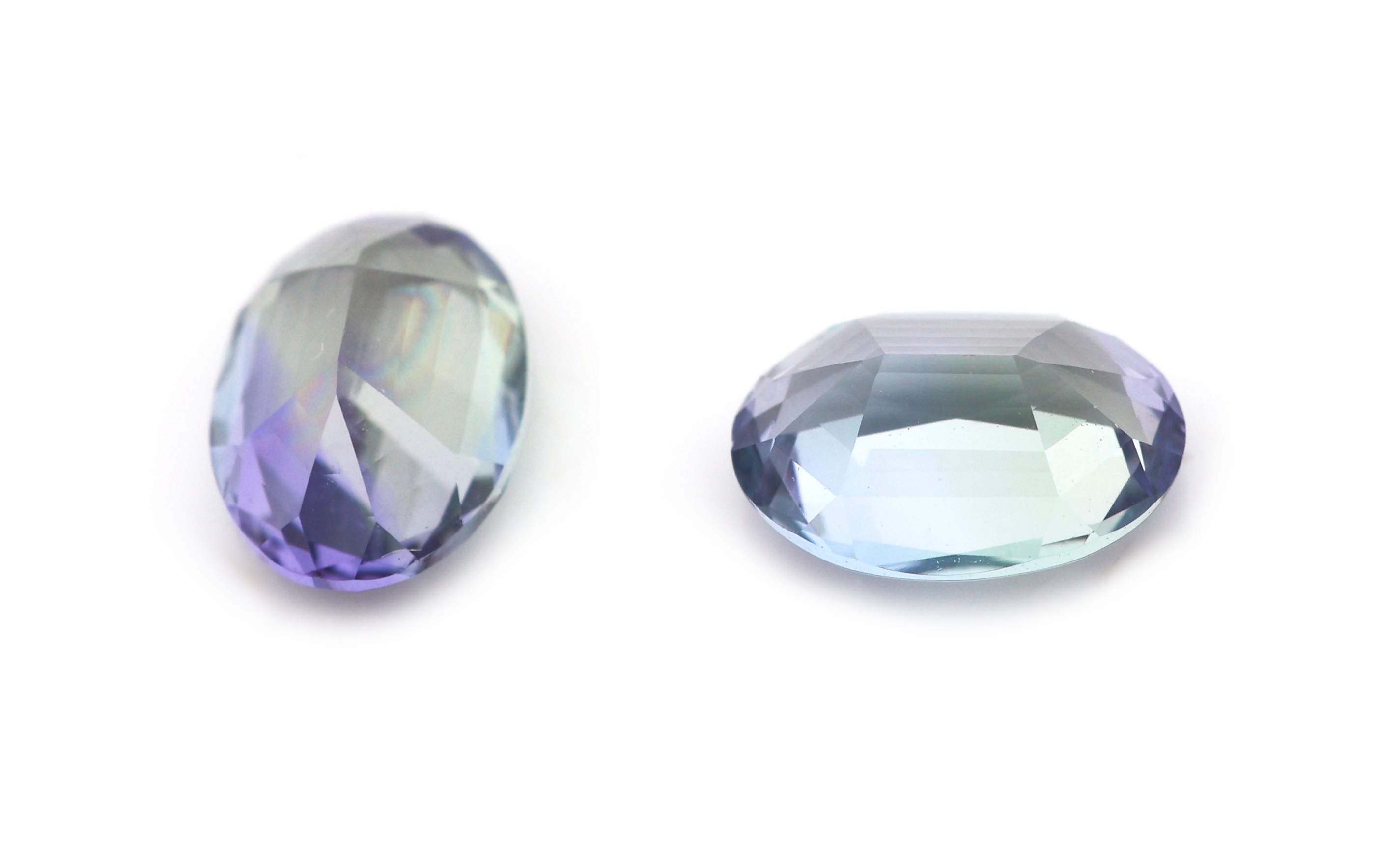 Detail a: Lot 2 lose ovalfacett. Tansanite, zus. ca. 1.76 ct