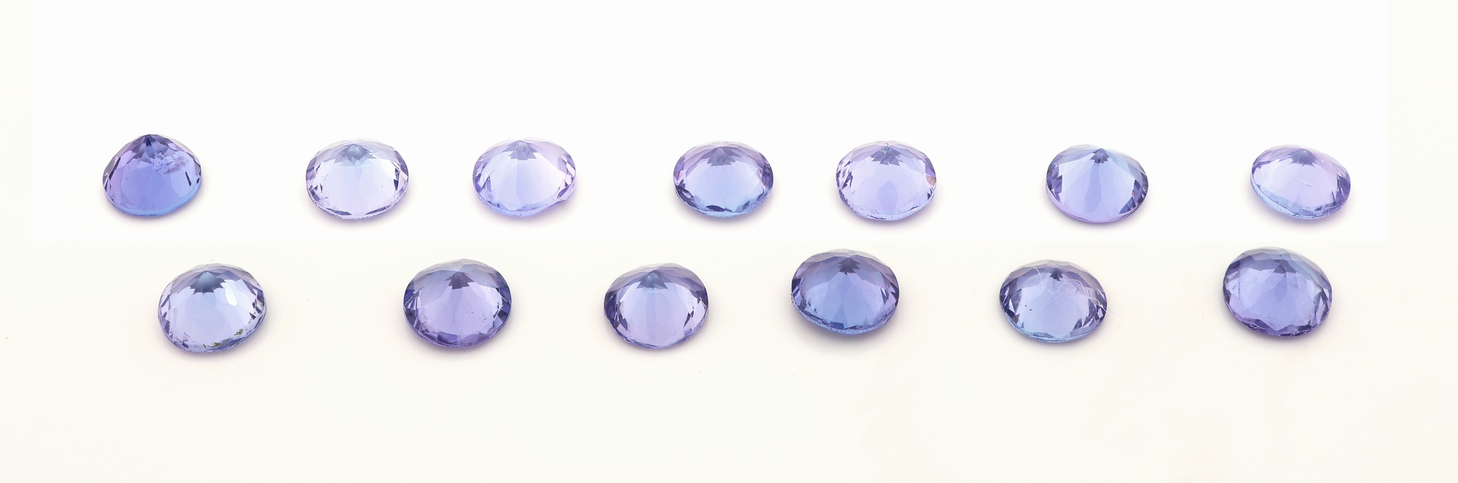 Detail a: Lot lose rundfacett. Tansanite, zus. ca. 6.11 ct