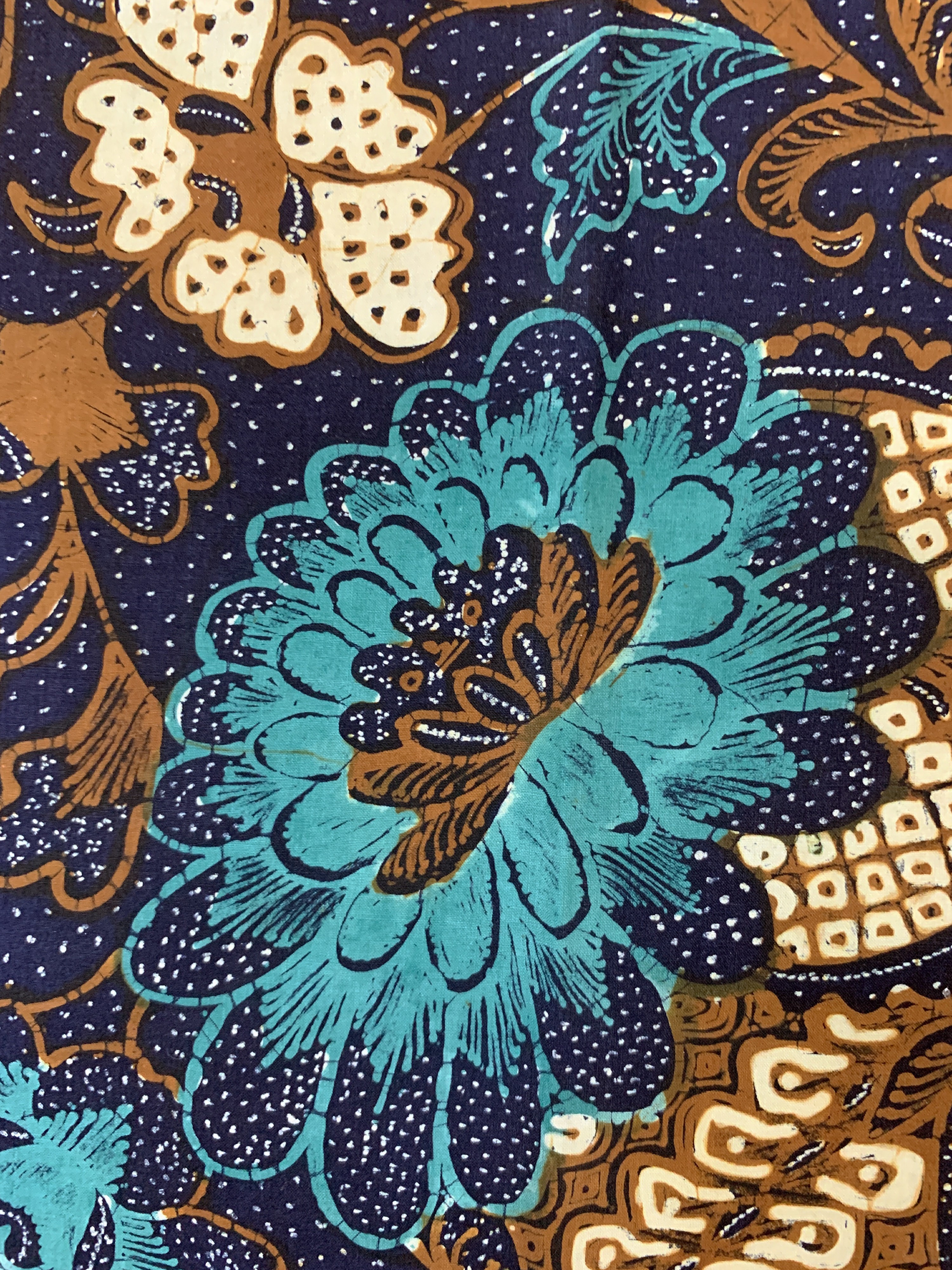 Detail f: Kain Panjang, Java, Indonesien, Mitte 20.Jhd, Handgezeichnete Batik, ca. 240 x 106 cm, EHZ: 1-2