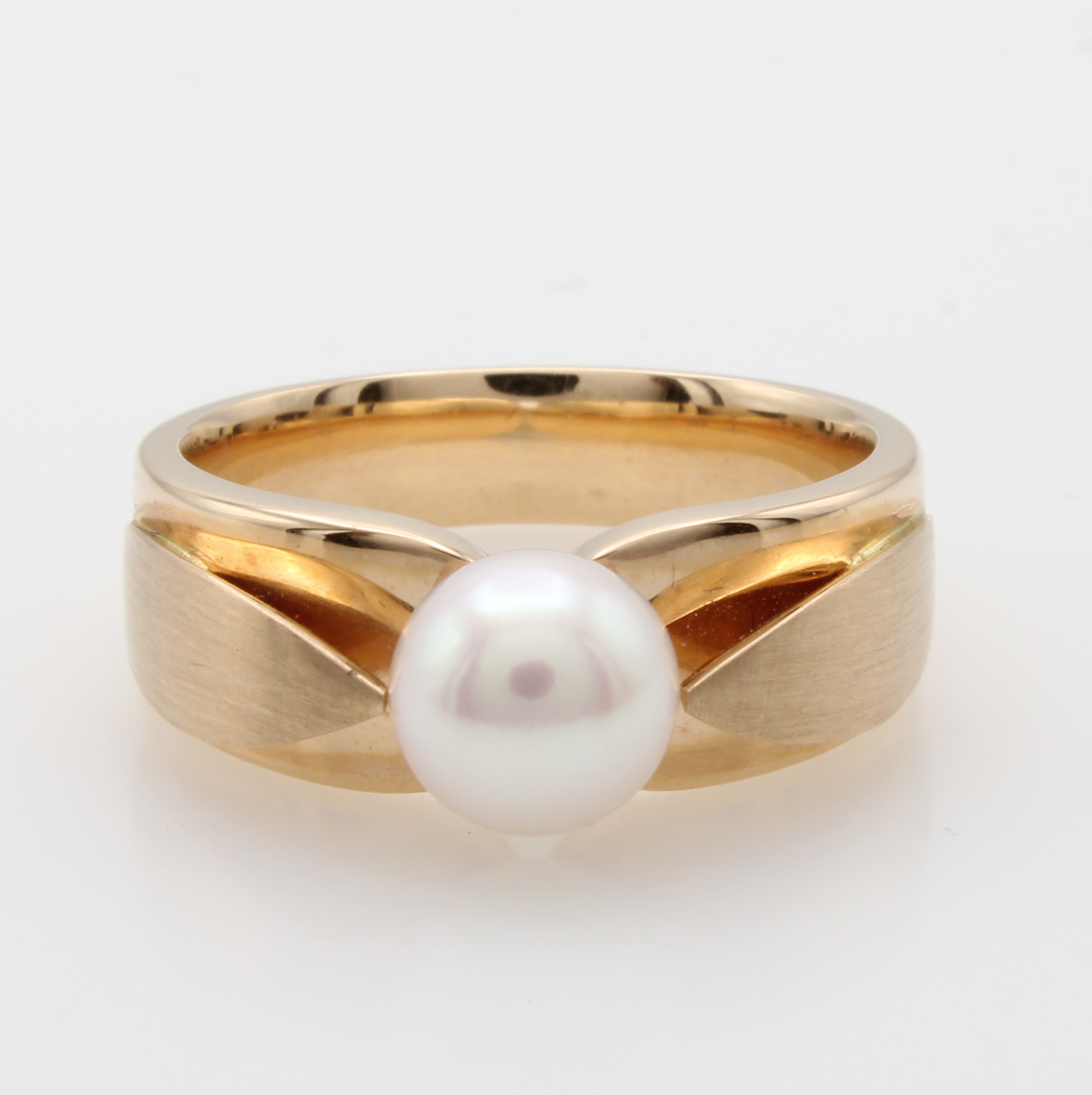 Image 27049392 - Ring mit Akoyazuchtperle, RG 585/000, z.T. matt., weiße Perle ca. 7.5-8 mm, RW ca. 58 ...