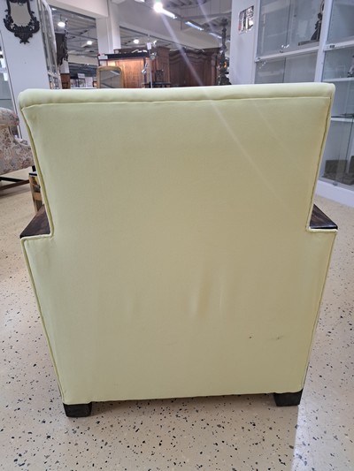 27049348f - Paar Armlehn- bzw. Clubsessel des Art Deco, um1920/30er, Nußbaum, hellgelbe ...