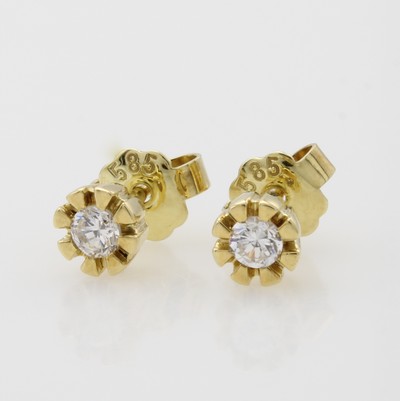 Image Paar Ohrstecker mit Brillantsolitären, GG 585/000, 2 Brill. in breiter Krappenfassung ...
