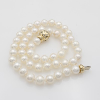 27049432a - Brillantschließe an Süßwasserzuchtperlenkette, GG 585/000, Brill. verstreut gef. zus. ...