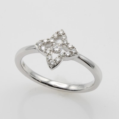 27049480a - Ring mit Brillanten, WG 585/000, Brill. zus. ca. 0.25 ct Weiß/si, in anged. Sternform, ...