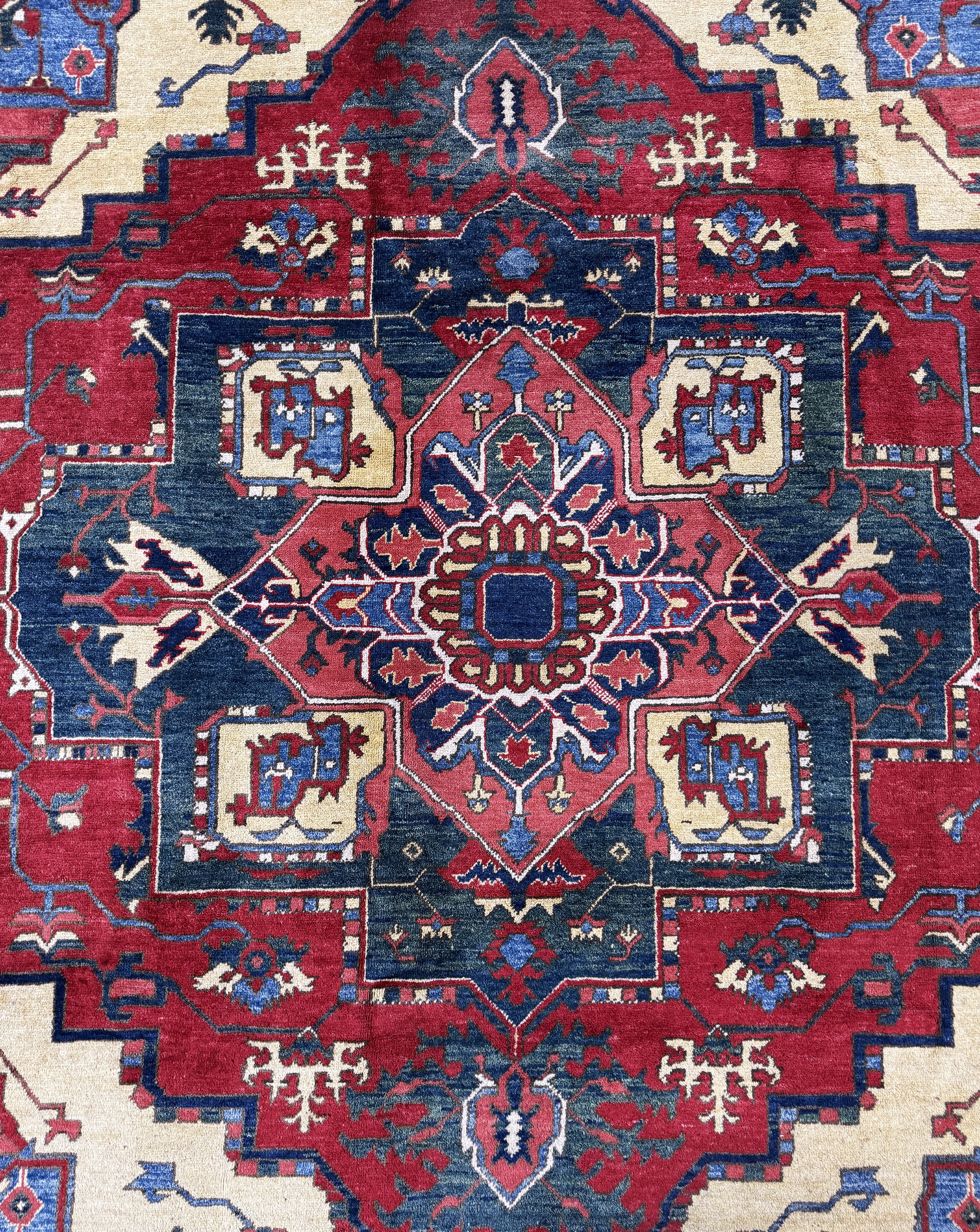 Detail c: Kazak"neugeknüpft", Afghanistan, Ende 20.Jhd, Wolle auf Wolle, ca. 307 x 268 cm, EHZ: 2