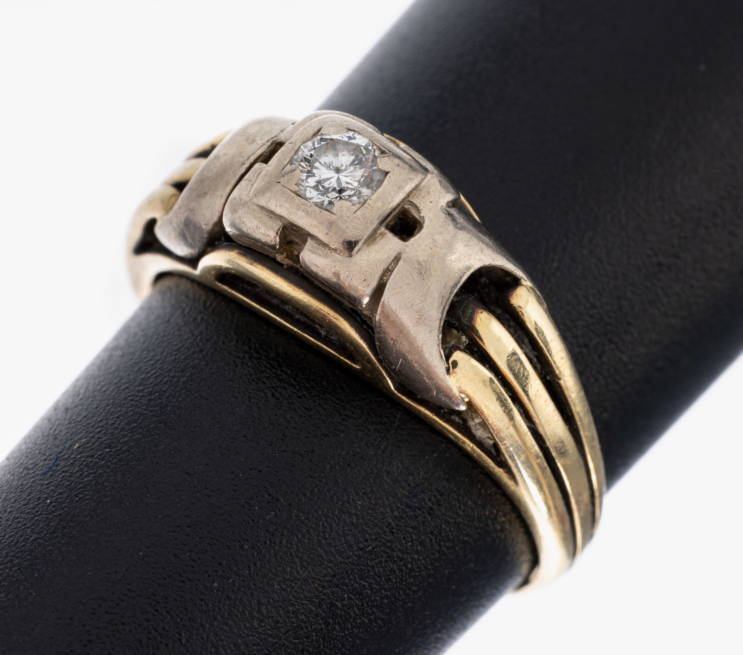 Image 27049607 - 14 kt Gold Brillant-Ring, 1950er Jahre, GG/WG 585/000, Brillant ca. 0.10 ct Weiß/p, ...