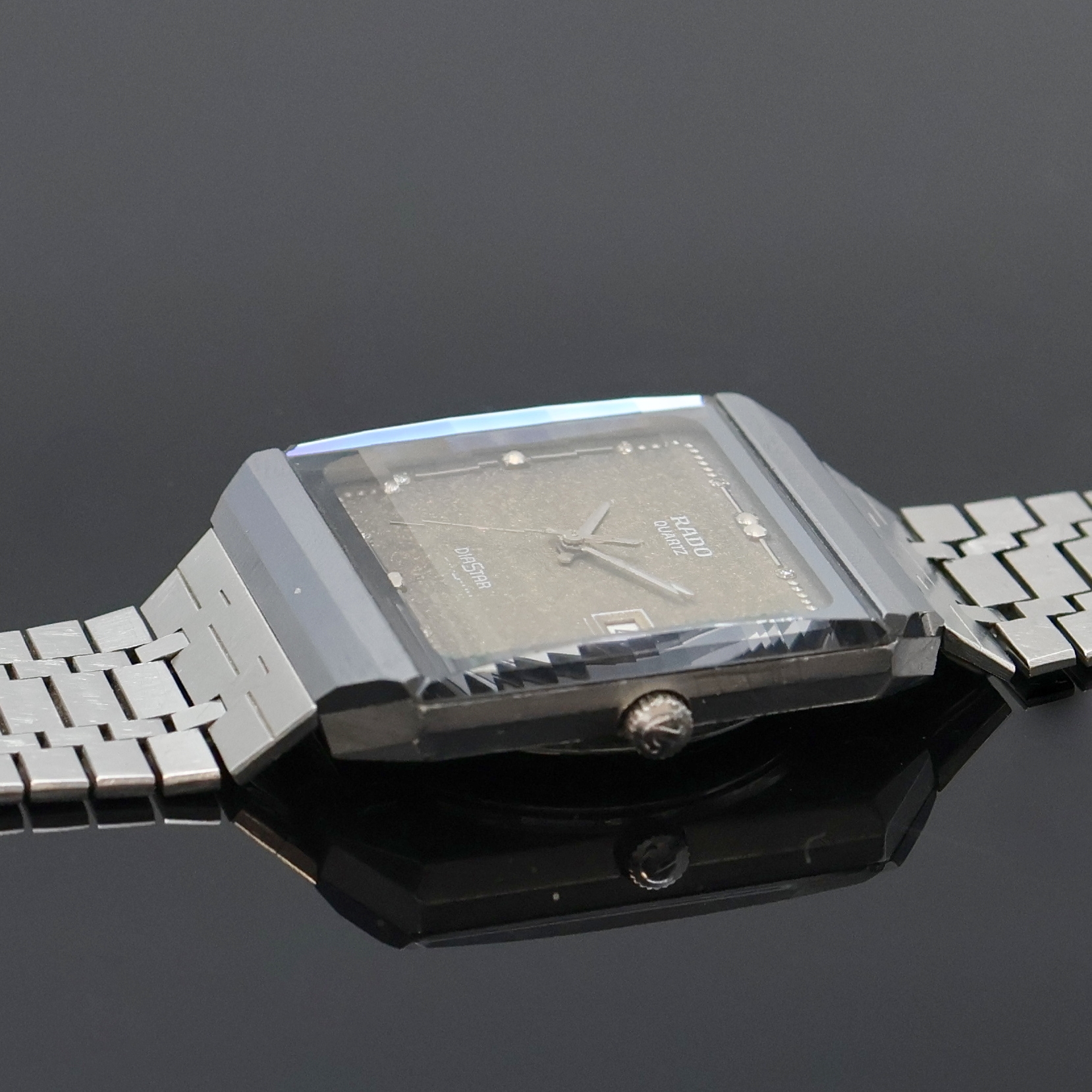 Detail c: RADO Diastar Armbanduhr in Stahl Referenz 113.0149.3, Schweiz 1990, quarz, Boden aufgedr., Rado Stahlband (Länge verstellbar), Glas facett., graues ...