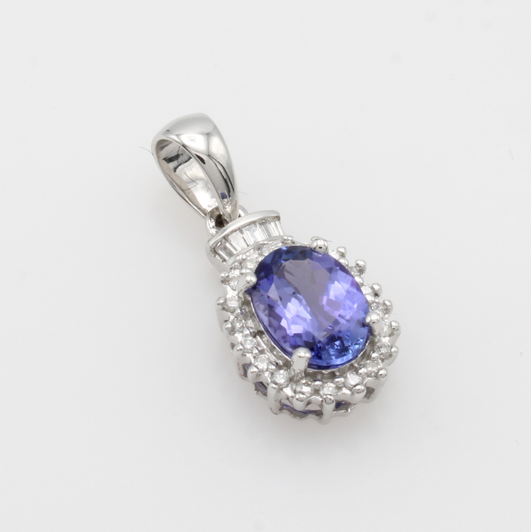 Image 27049893 - Anhänger mit Tansanit, Diamanten und Brillanten, WG 750/000, ovaler Tansanit, Diam. im ...