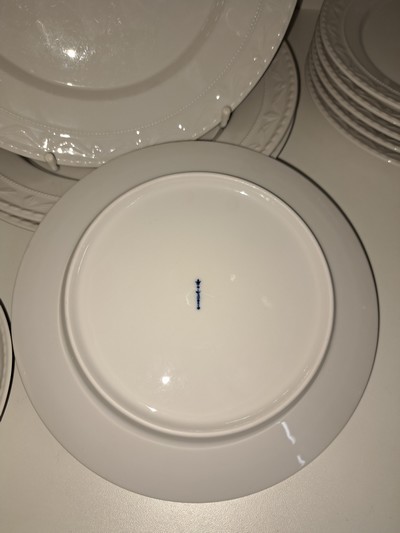 27049979d - 10 Teller, KPM Berlin, 1960er Jahre, Modell Kurland, weiß, 3 flache Teller D. 25cm, 6 ...