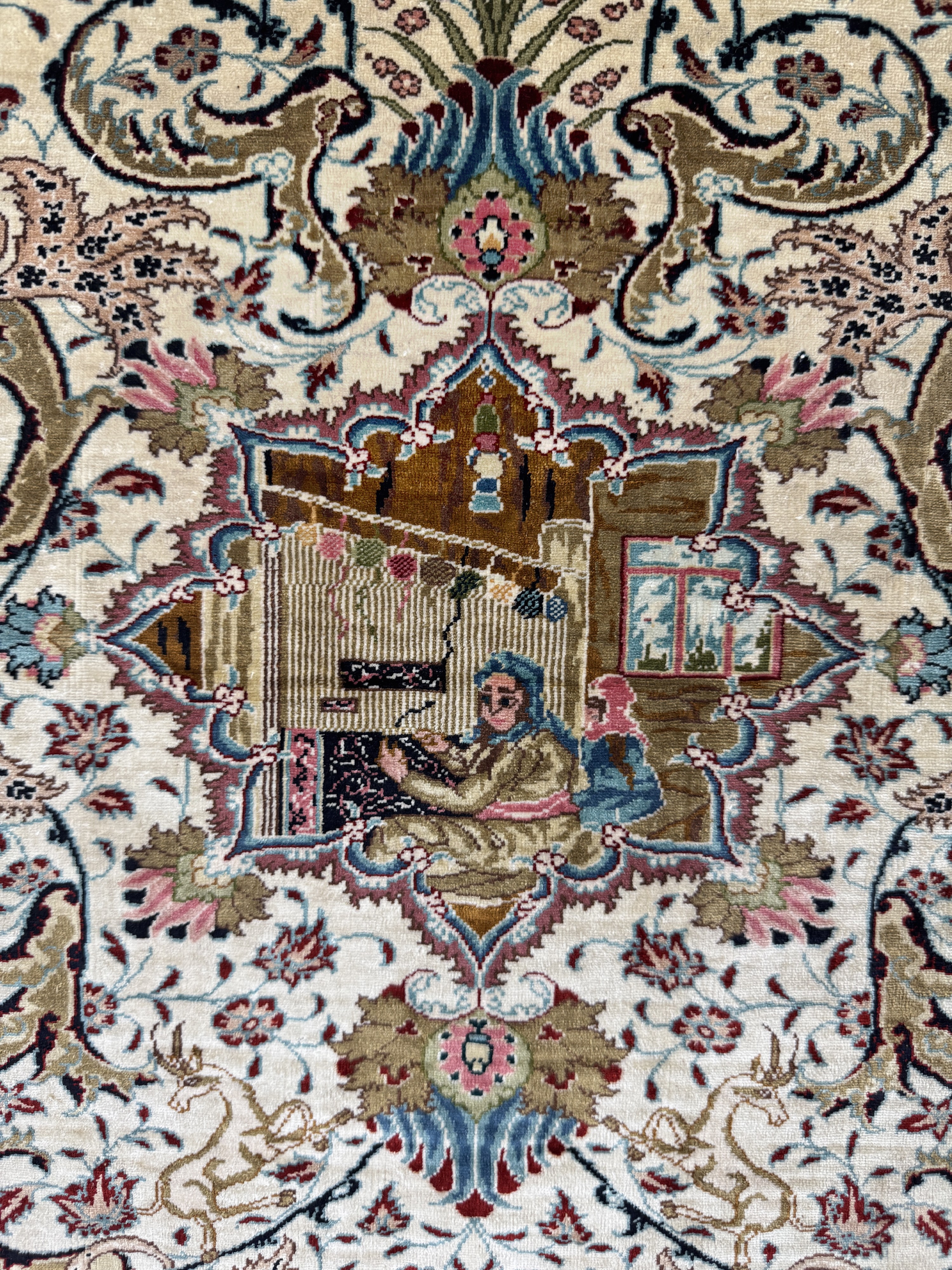 Detail c: Hereke Seide sehr fein, sign."Özipek, Türkei, Ende 20.Jhd., reine Naturseide, ca. 65x 51 cm, ca. 1,6 Mio. Kn/qm, EHZ: 1-2
