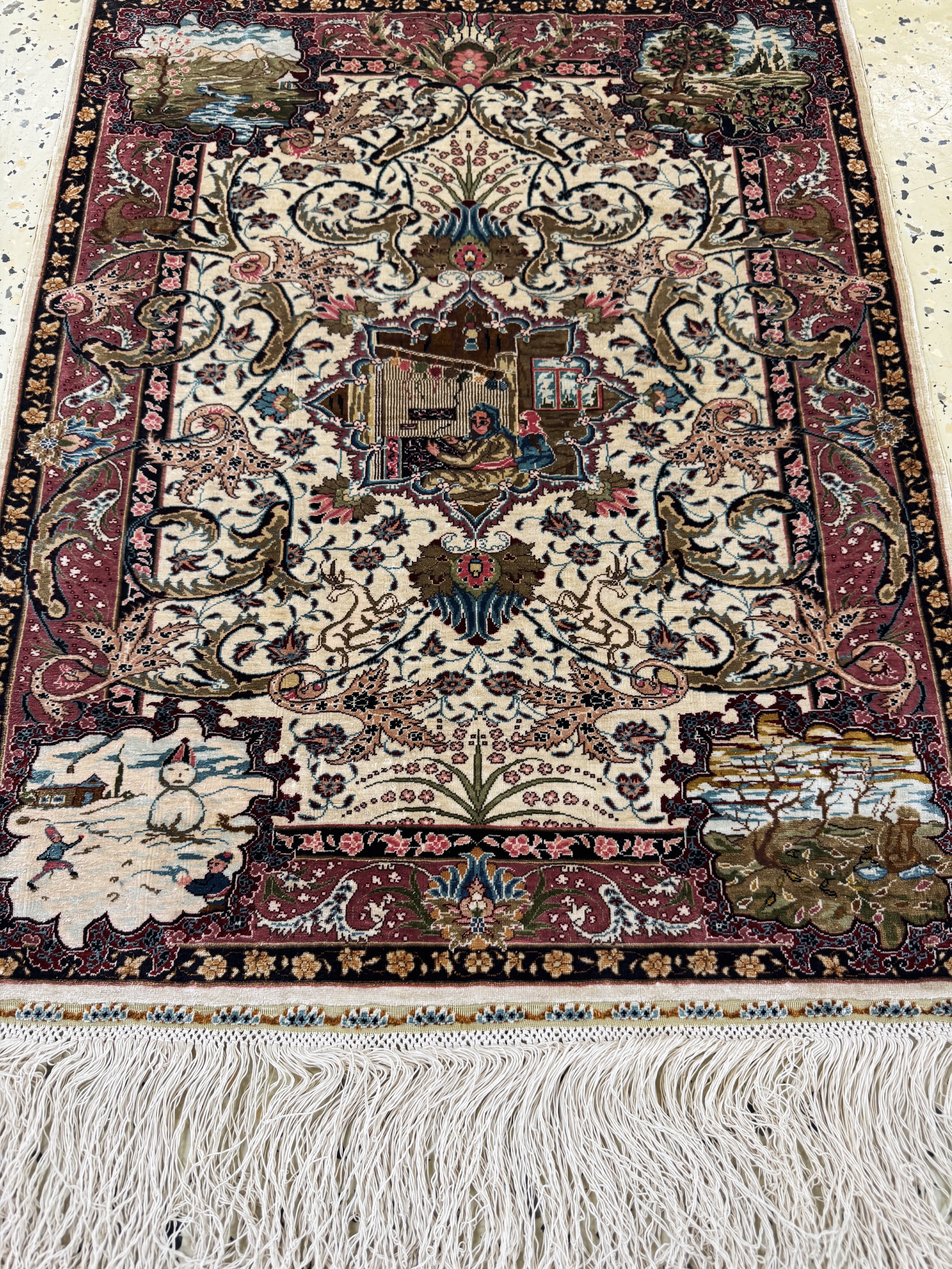 Detail d: Hereke Seide sehr fein, sign."Özipek, Türkei, Ende 20.Jhd., reine Naturseide, ca. 65x 51 cm, ca. 1,6 Mio. Kn/qm, EHZ: 1-2
