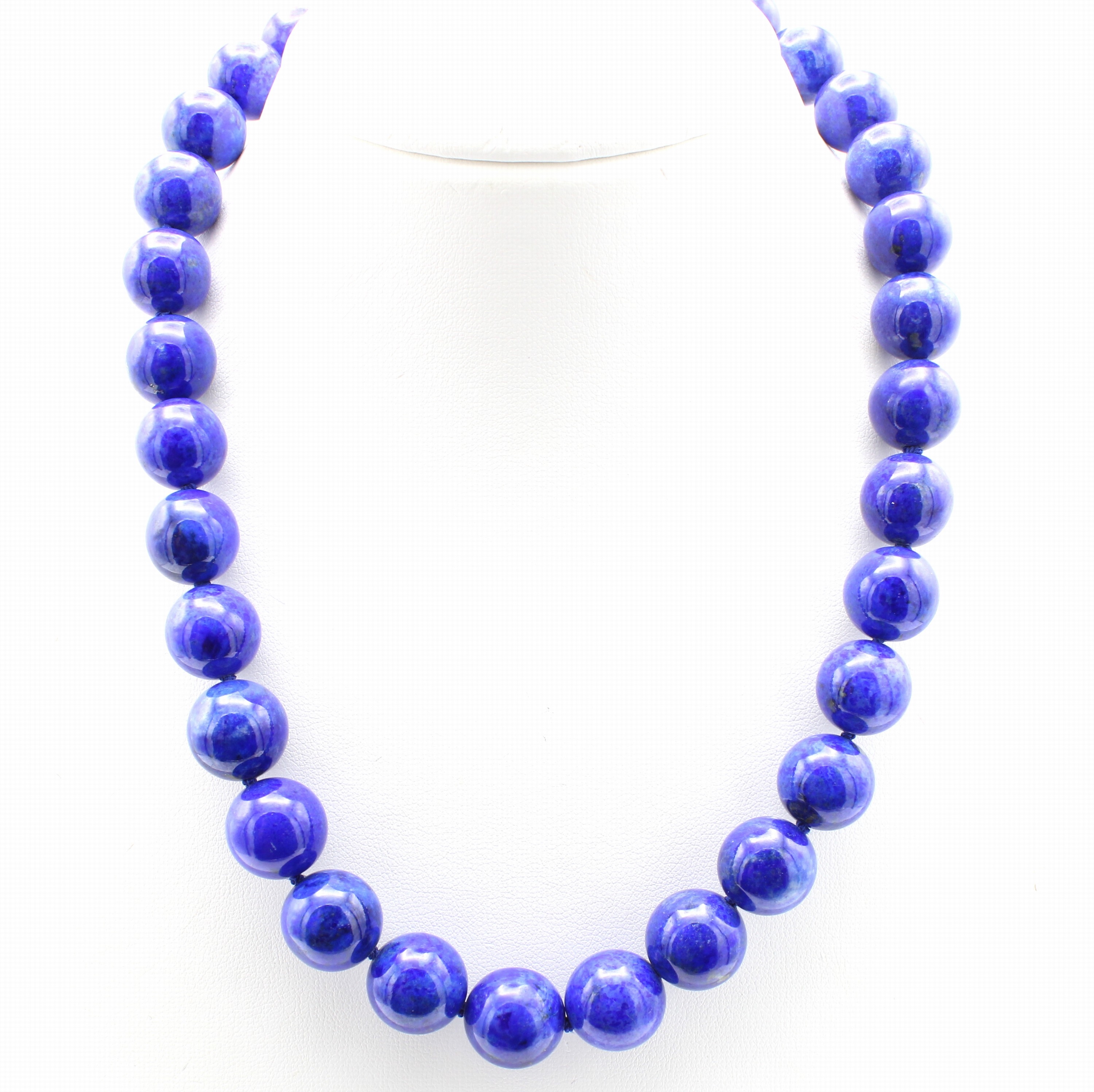 Image 27050131 - Lapislazulicollier, 925er Silber, Kugeld. ca. 13-13.8 mm, L. ca. 45 cm Schätzpreis: ...