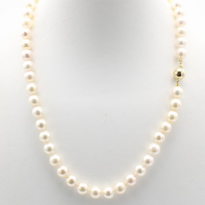 Image Akoyazuchtperlenkette, Kugelschl. GG 585/000, weiße-l.roséfarb. Perlen, D. ca. 7.5 -8 ...