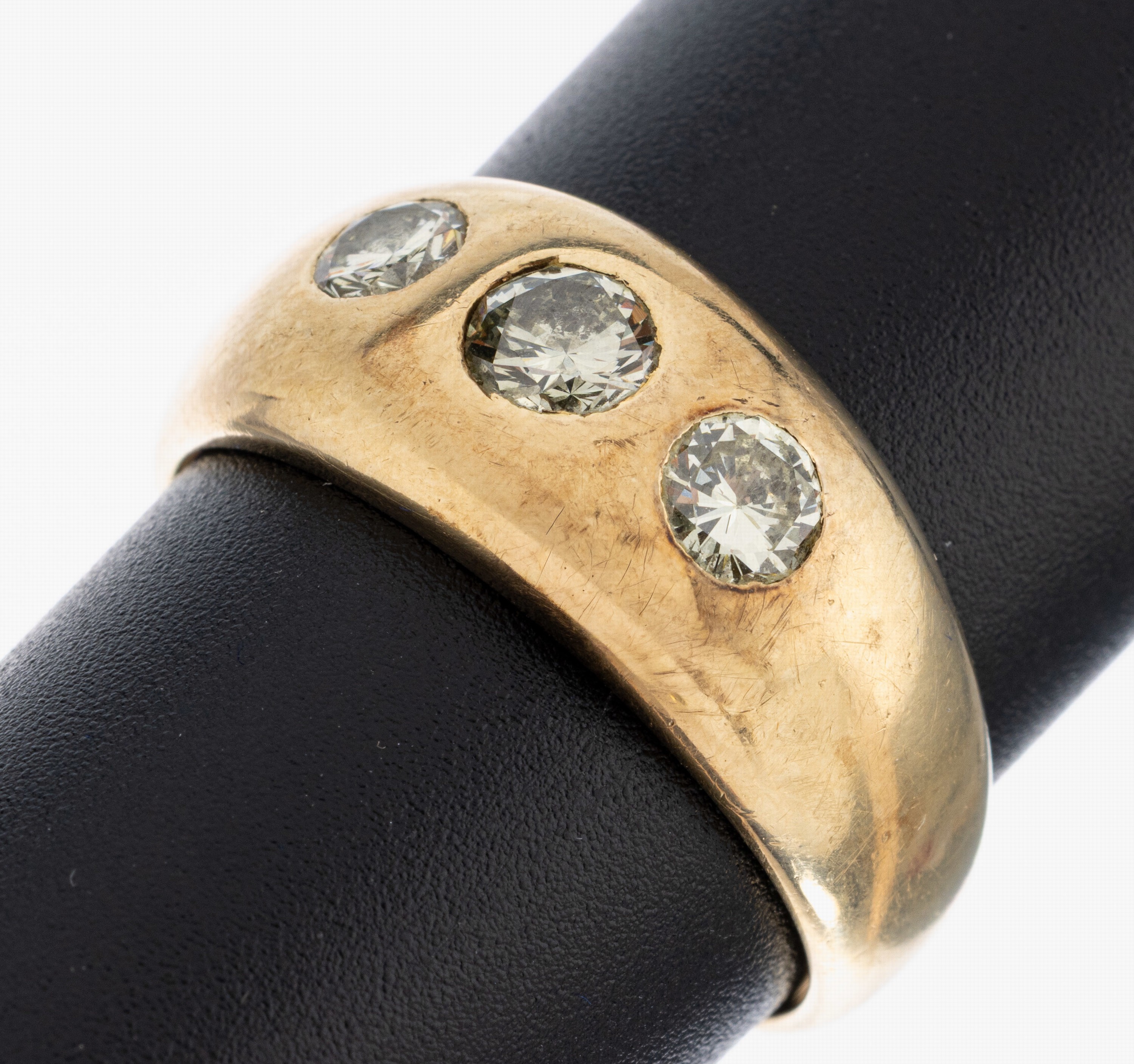 Image 27050326 - 14 kt Gold Brillant-Ring, GG 585/000, 3 Brillanten zus. ca. 0.83 ct light yellow/si,RW ...