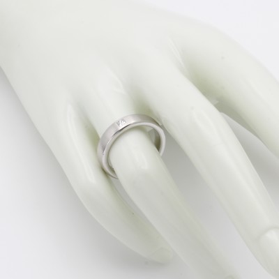 27050316b - Ring mit Diamant, WG 750/000, Diam. im Princess-Cut ca. 0.10 ct Weiß/si, RW ca. 55 ...