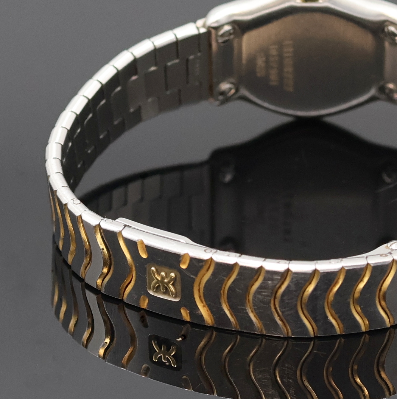 Detail b: EBEL Classic Sport Damenarmbanduhr Referenz 1057901, Schweiz um 2000, quarz, Monocoque- Geh. Edelstahl/Gold komb. inkl. Wellengliederband m. ...